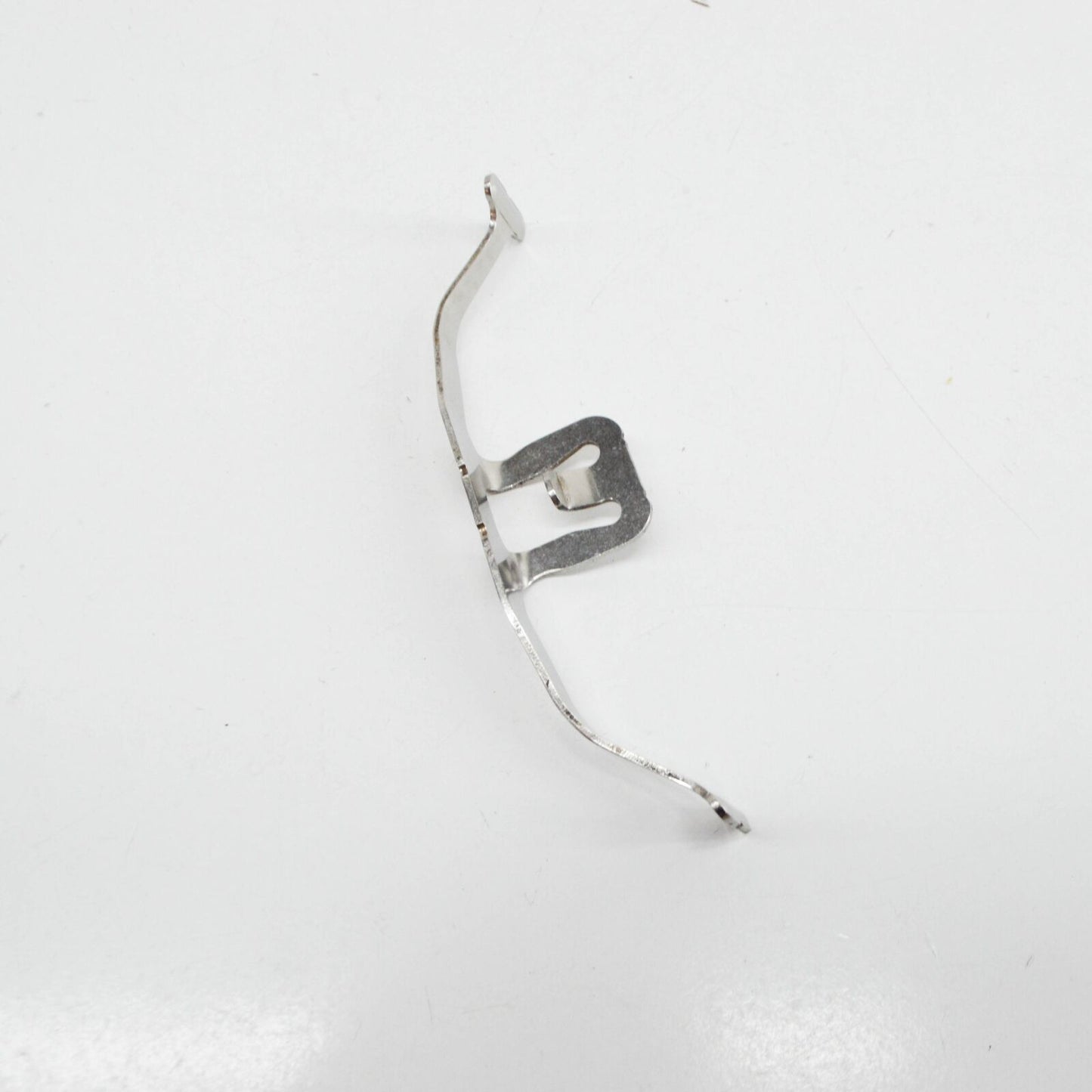 NEW MB SLK R172 FRONT WHEEL BRAKE RETAINING SPRING A0009934607 ORIGINAL