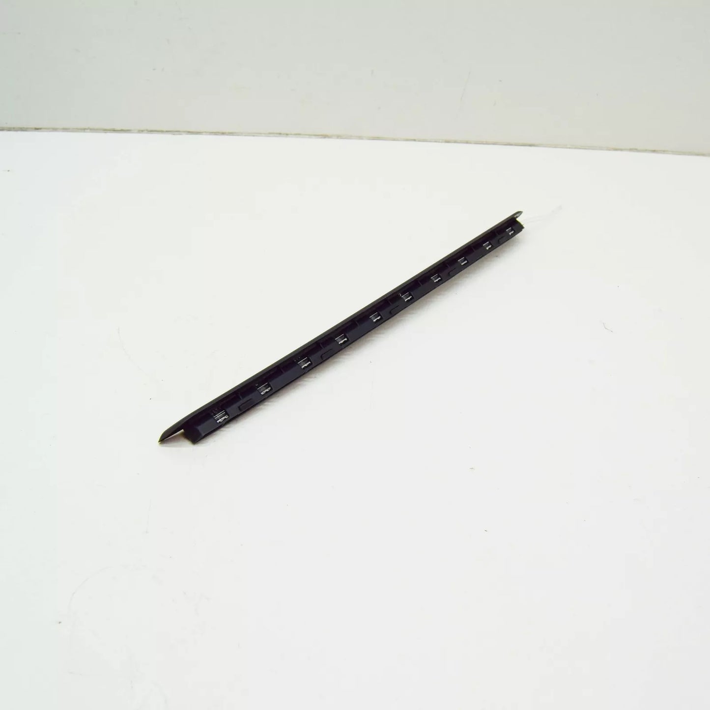 NEW BMW 6 G32 BASIC SEAT LED LIGHT INSERT 52109180203 9180203 ORIGINAL