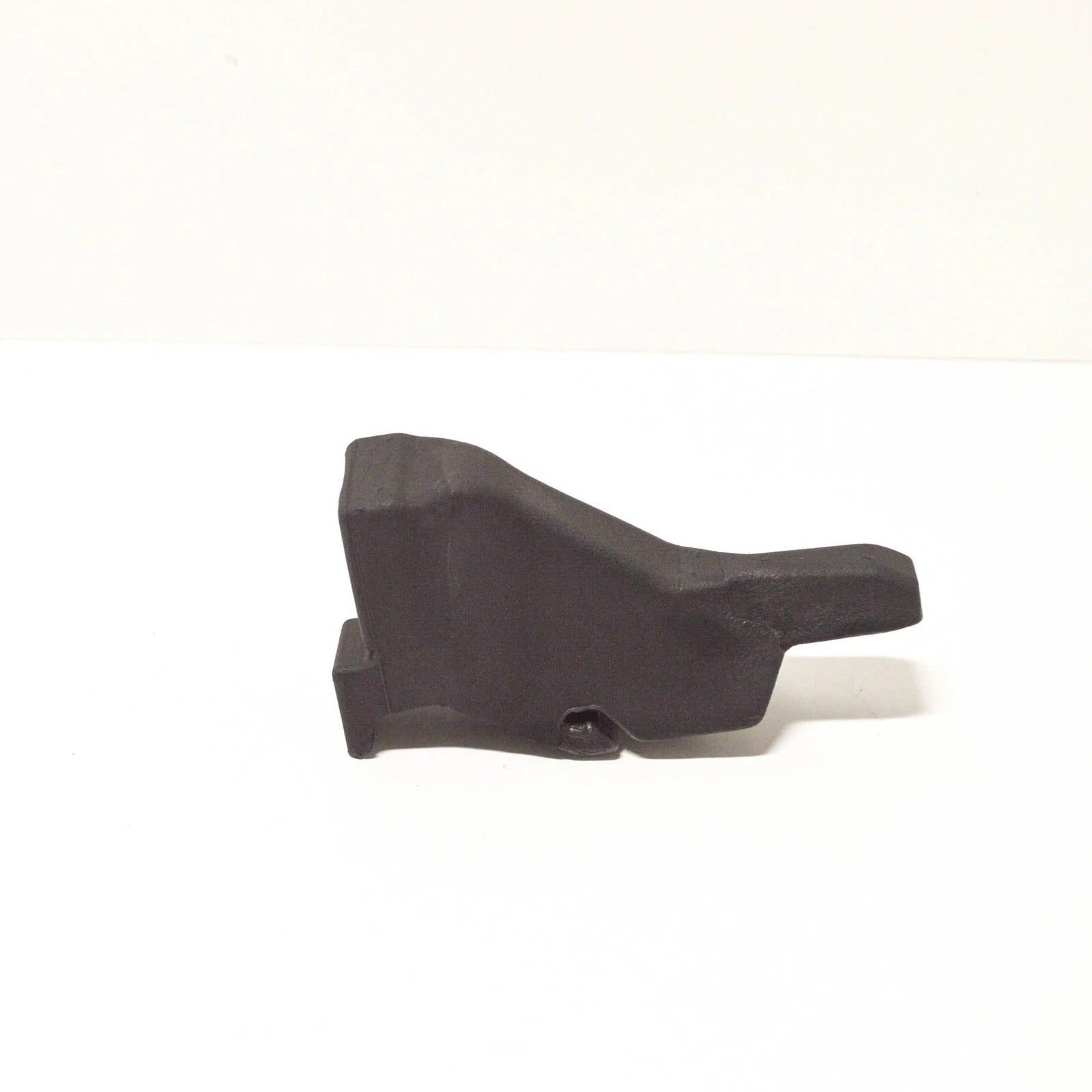 NEW VOLKSWAGEN CC FRONT BONNER LEFT FILLER PIECE 3C8823729 ORIGINAL