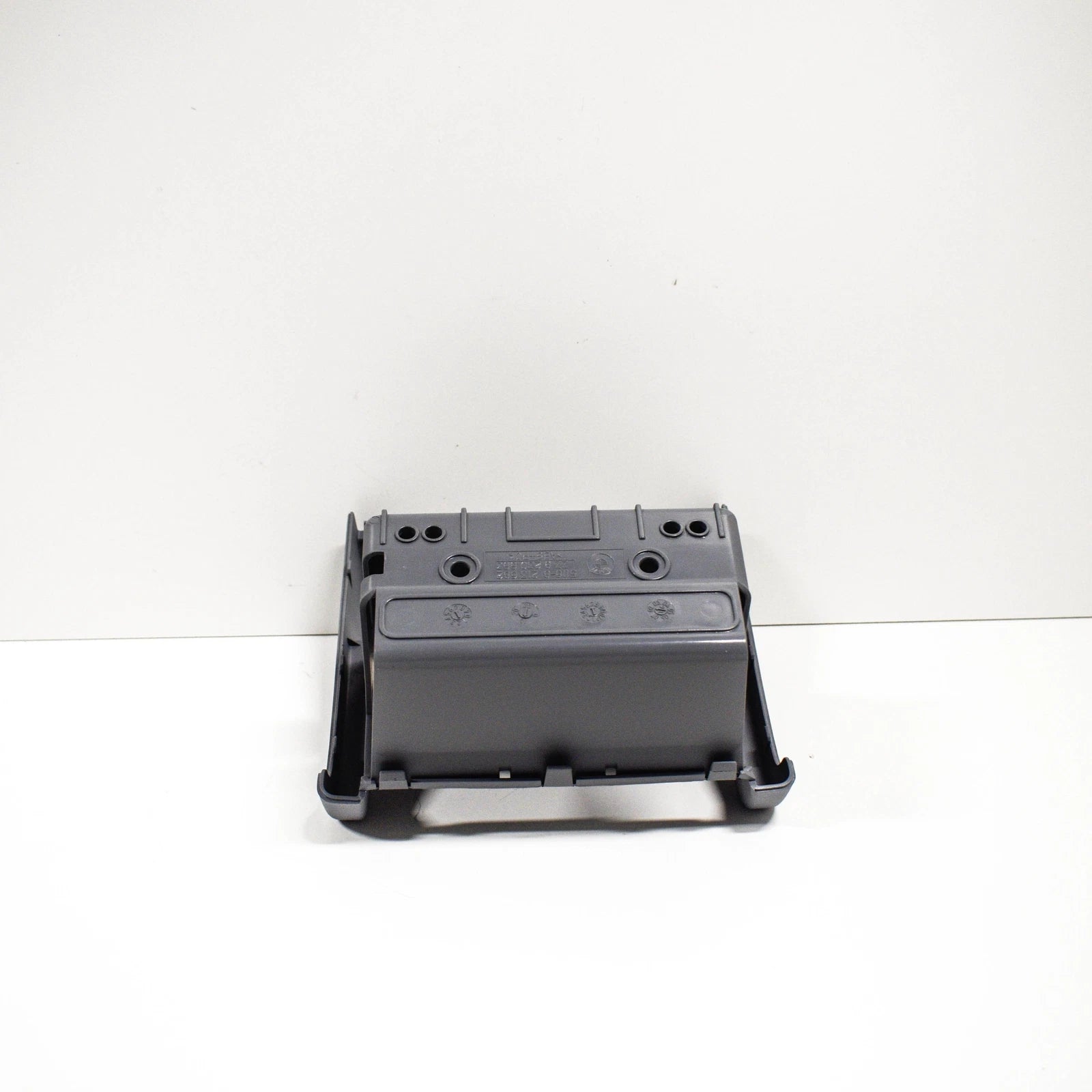 NEW BMW 3 E46 REAR CENTER CONSOLE UPPER PART 51168248529 8248529 2004 ORIGINAL