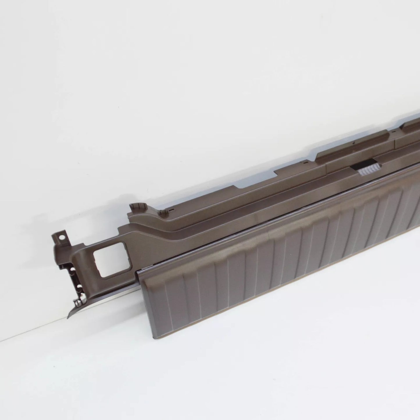 NEW BMW X5 E70 REAR LOADING SILL COVER 51476969601 6969601 ORIGINAL