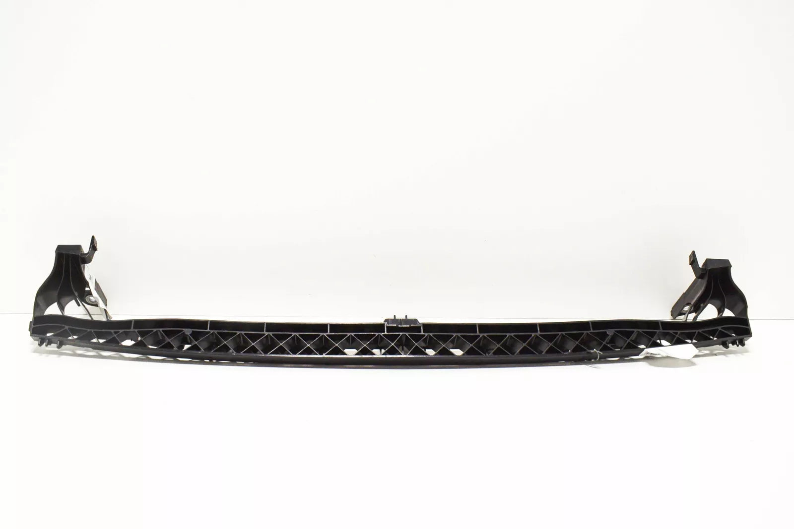 NEW VOLKSWAGEN GOLF MK7 FRONT BUMPER SUPPORT BRACKET 5G0805705G