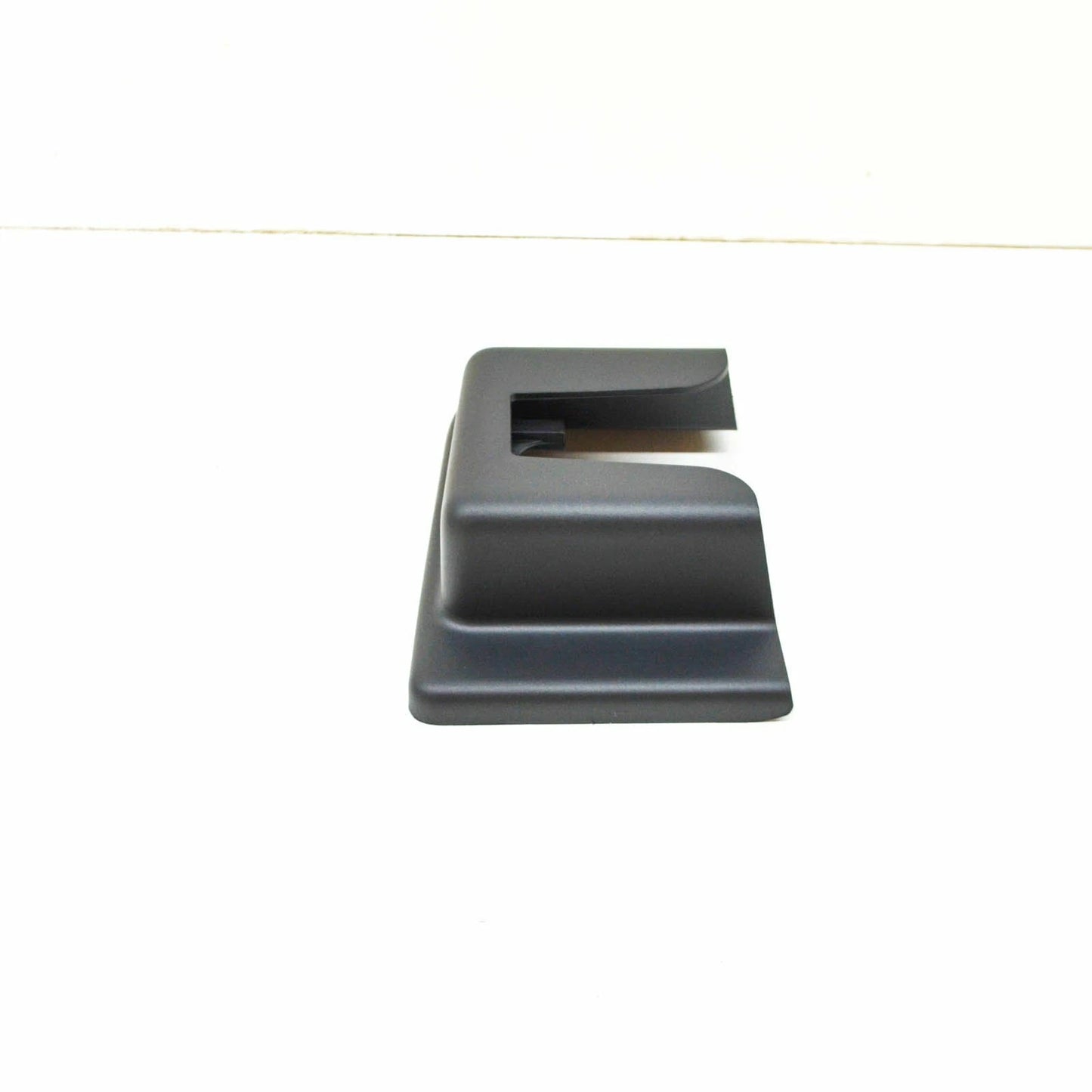 NEW VW TIGUAN MK2 AD REAR RIGHT SEAT FRAME HINGE COVER 56588875082V ORIGINAL