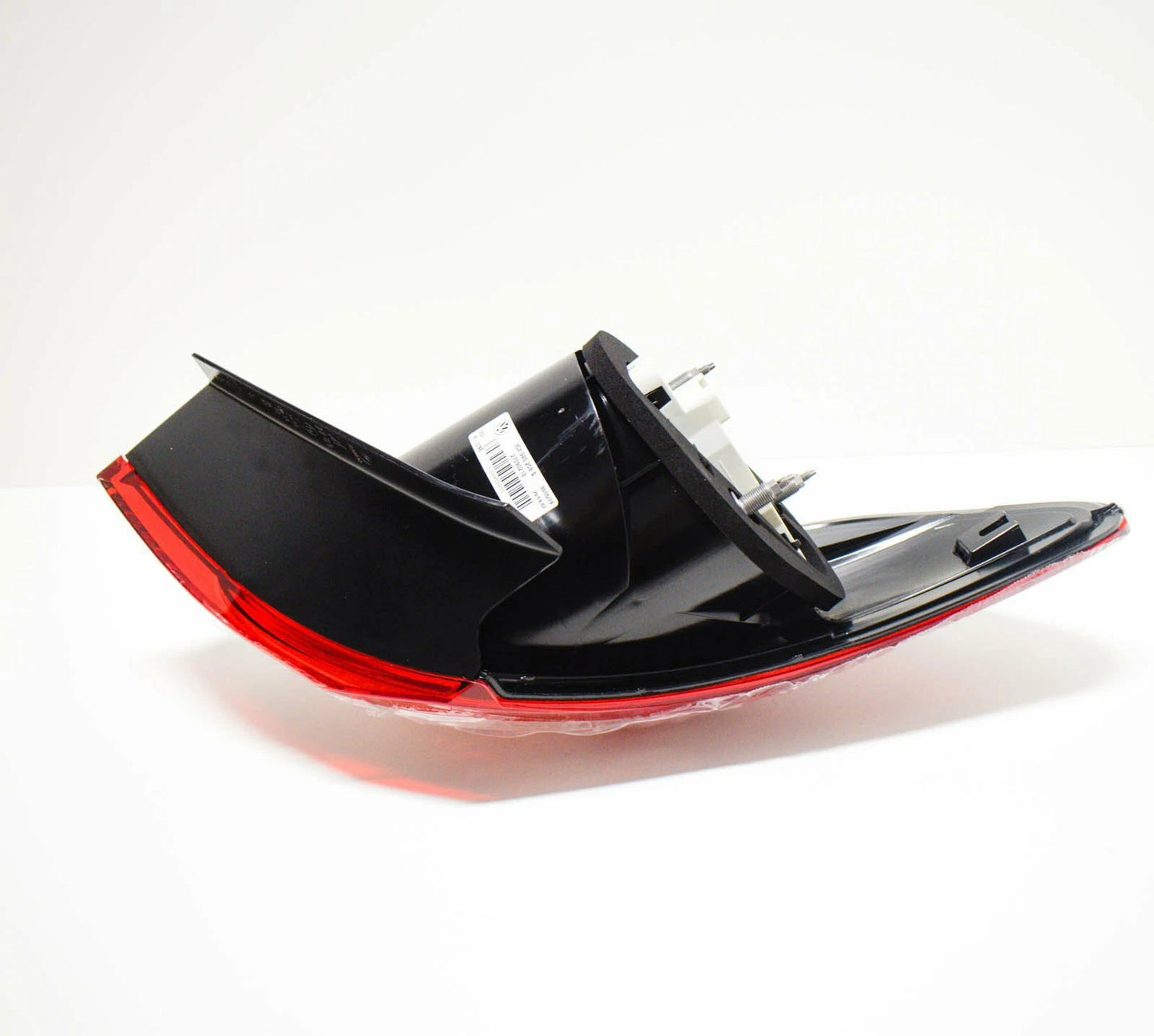 NEW VOLKSWAGEN PASSAT CC REAR RIGHT OUTER TAIL LIGHT LAMP 3C8945208S ORIGINAL