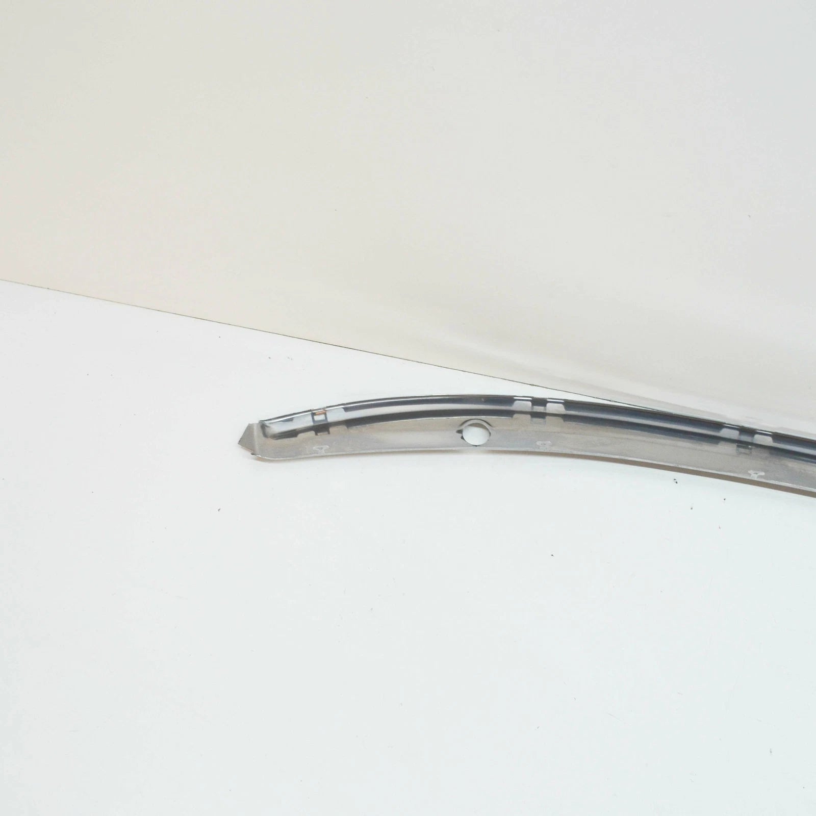 NEW MB SL R107 FRONT WINDSHIELD UPPER CHROME COVER A1076880340