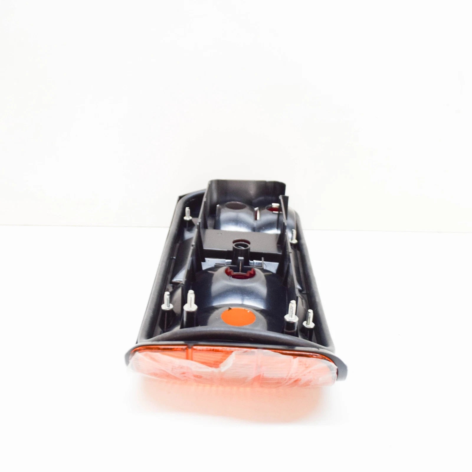 NEW BMW 3 E30 REAR RIGHT TAILLIGHT WITH FOG LIGHT 63211386942 ORIGINAL