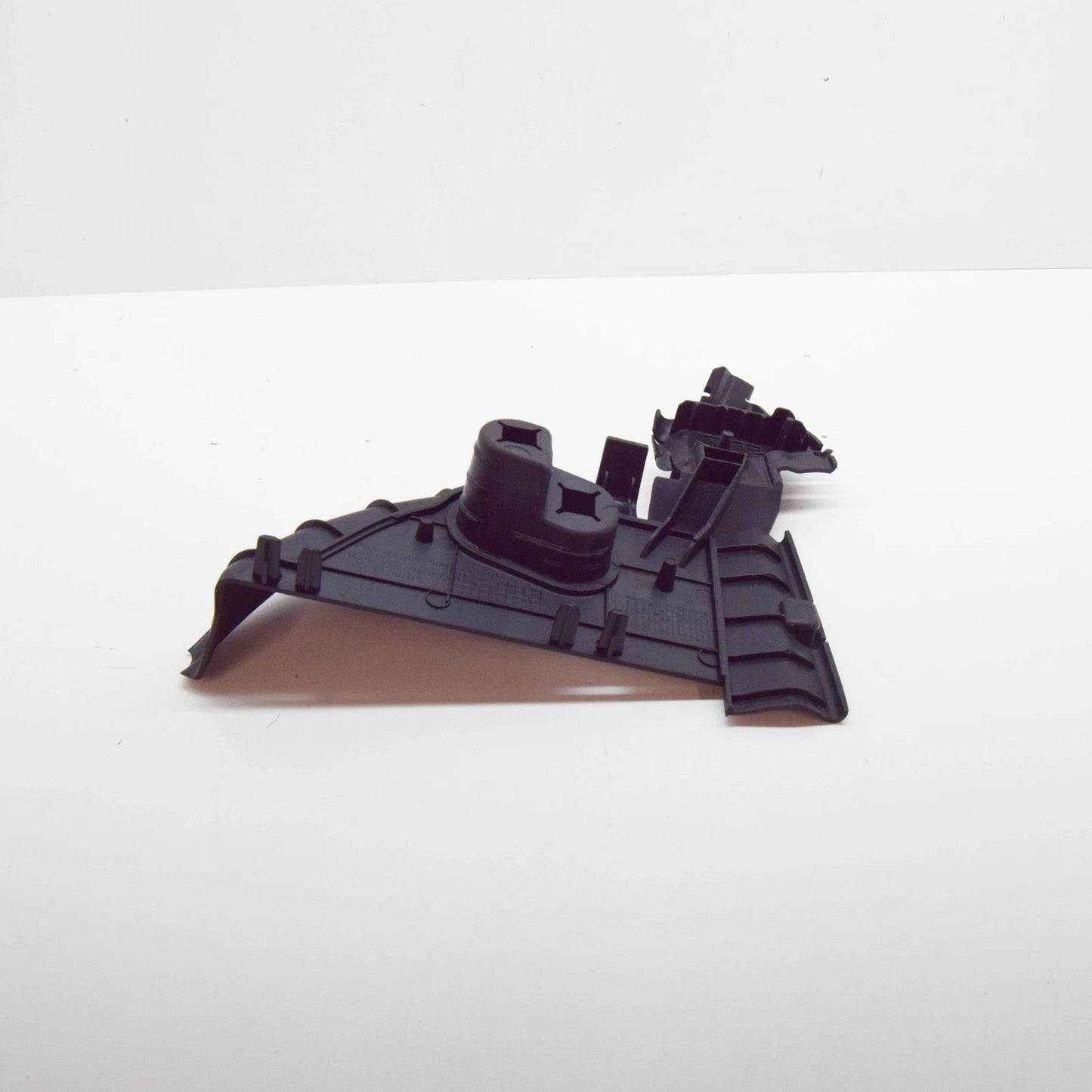 NEW MERCEDES-BENZ E W213 RADIATOR LEFT AIR GUIDE DUCT A2135052500 ORIGINAL