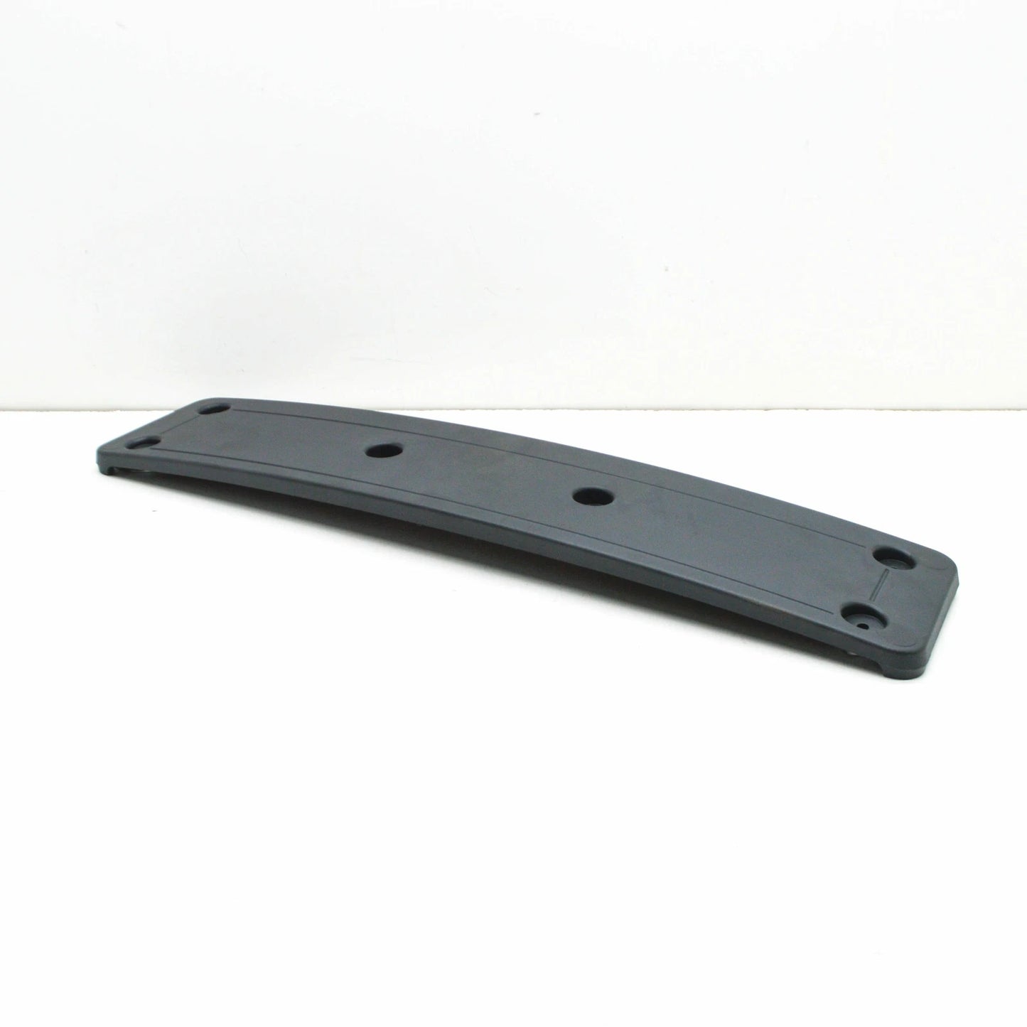 NEW BMW 4 COUPE G22 FRONT BUMPER LICENSE PLATE NUMBER HOLDER 51137499497