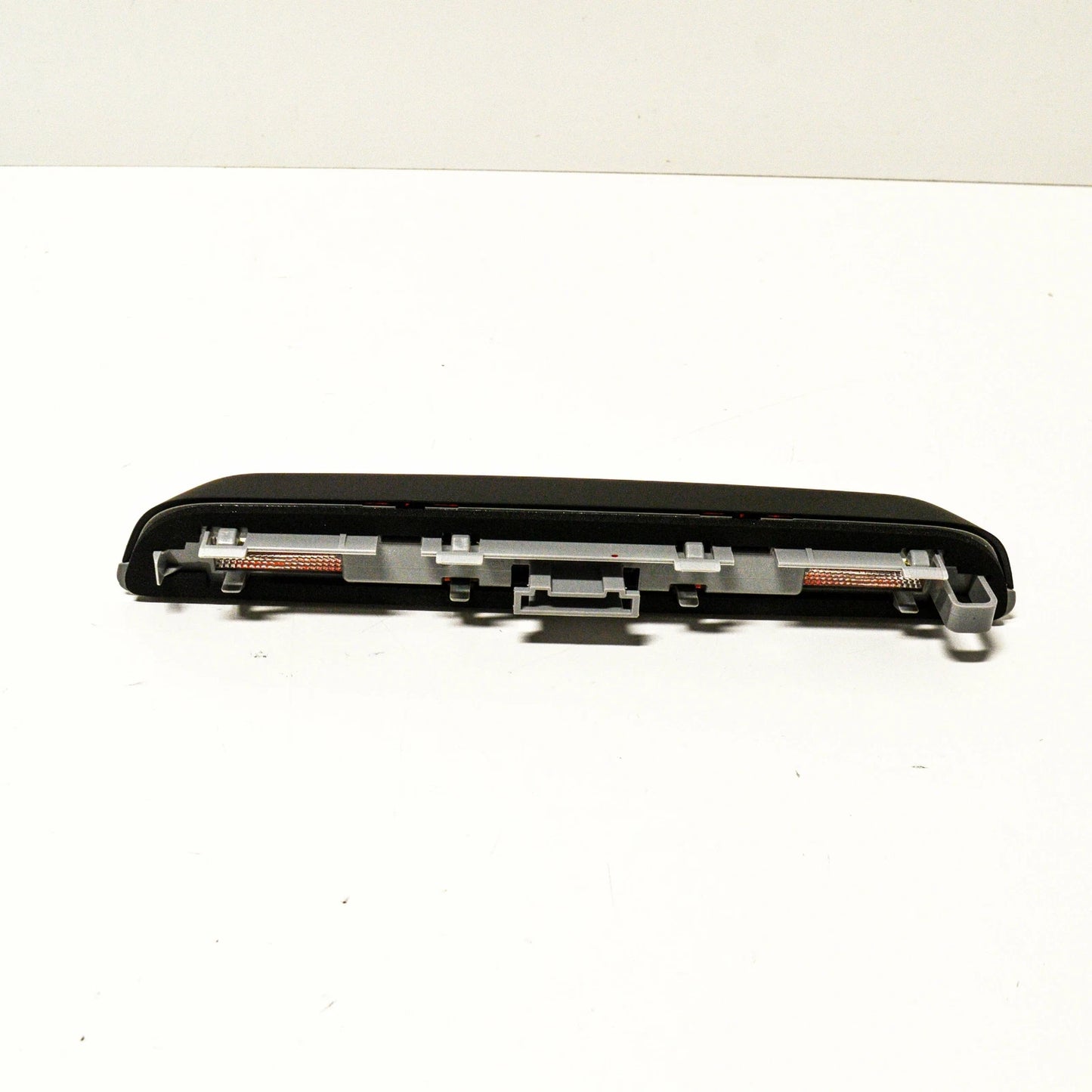 NEW VOLKSWAGEN AMAROK THIRD BRAKE LIGHT 2H6945097N