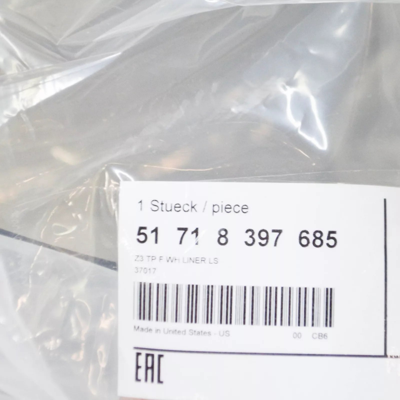 NEW BMW Z3 COUPE E36 FRONT LEFT INNER FENDER LINER 8397685 51718397685 ORIGINAL