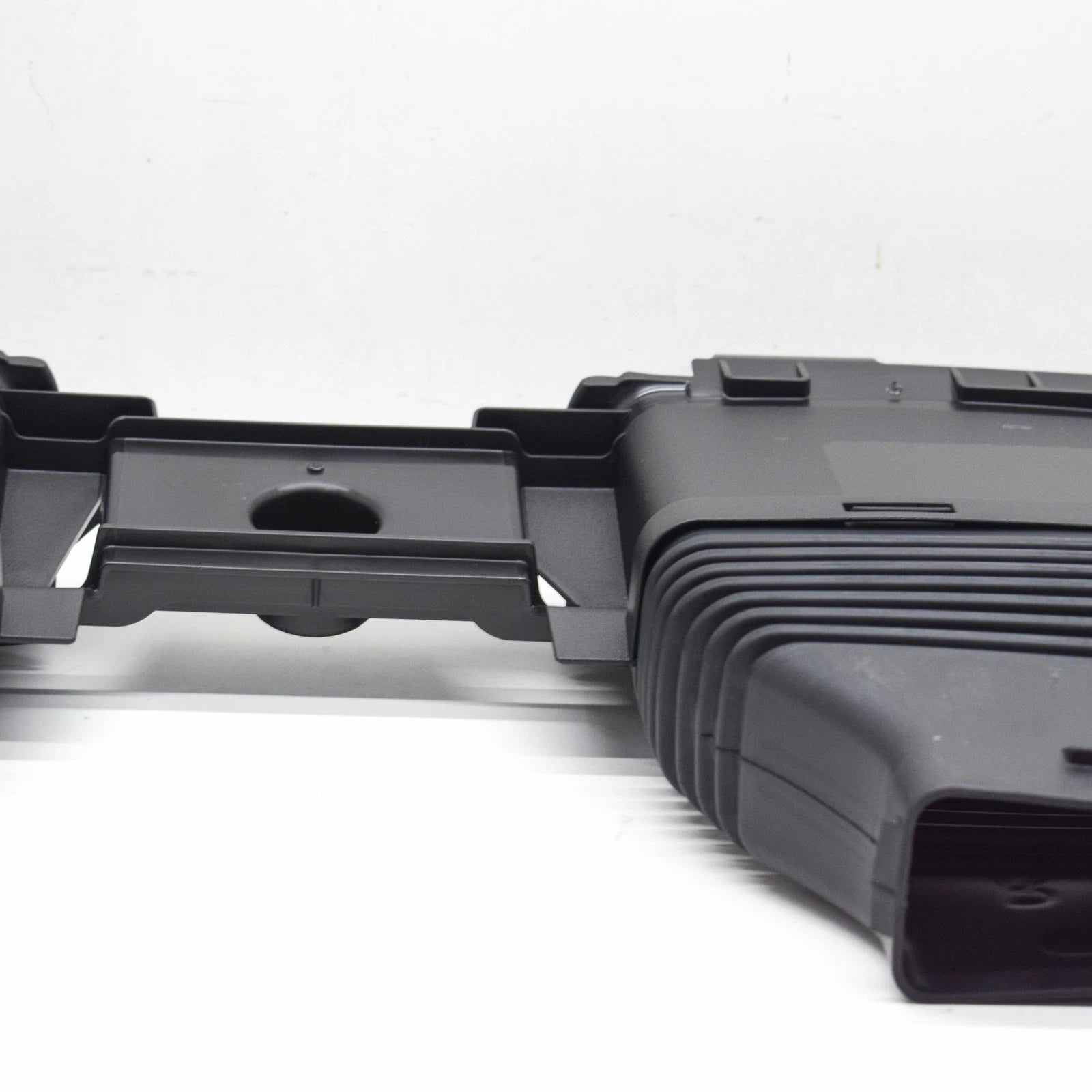 NEW AUDI Q7 4M AIR INTAKE DUCT 4M0129510H