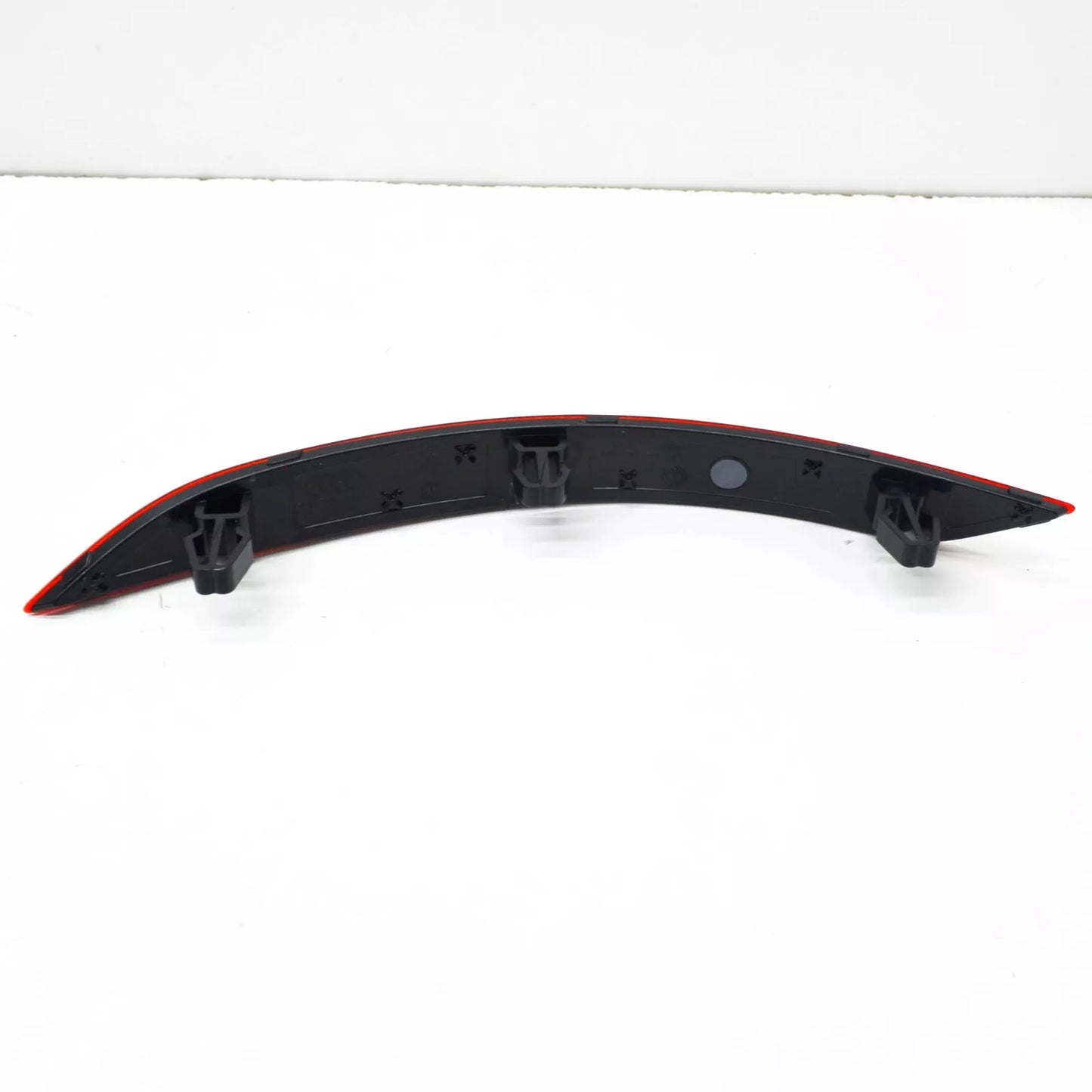 NEW AUDI A3 SPORTBACK 8V REAR RIGHT BUMPER REFLECTOR 8V5945106C ORIGINAL