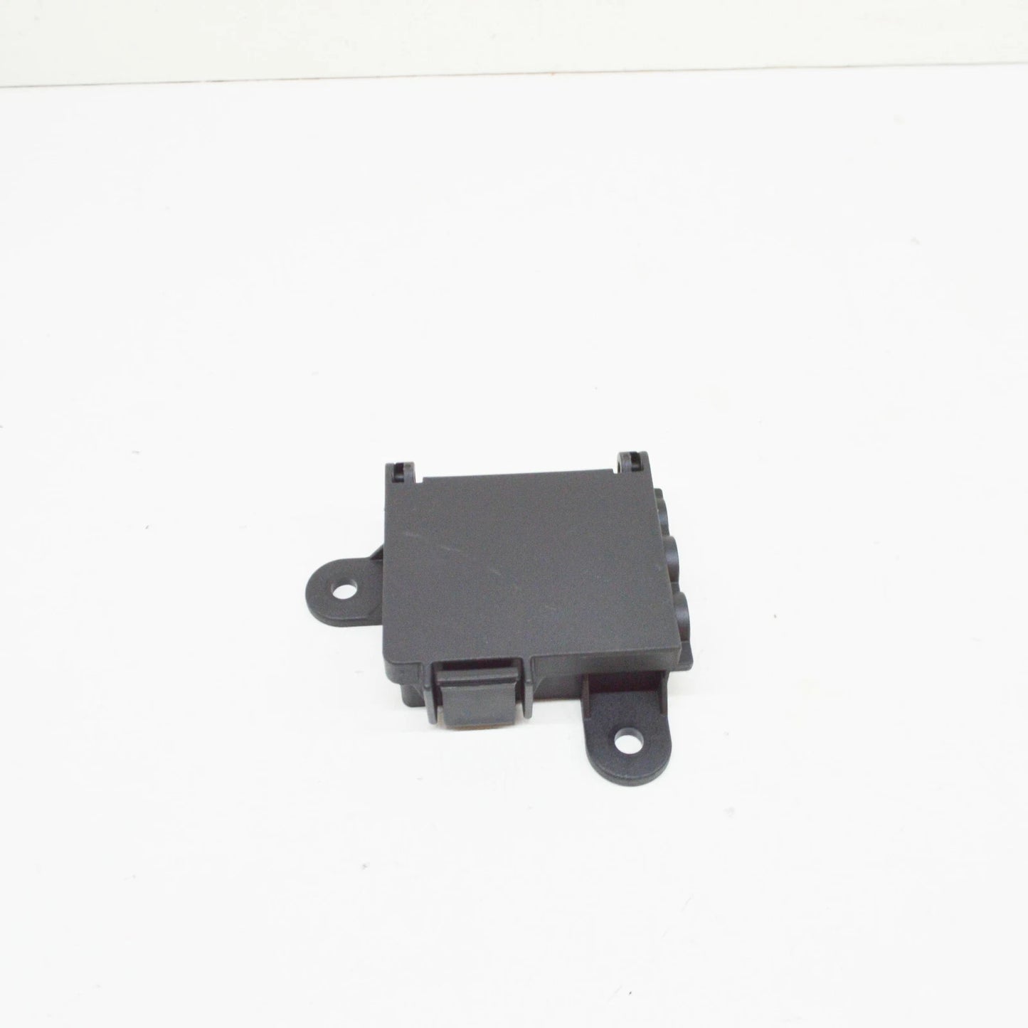 NEW AUDI R8 42 FUSE HOLDER BOX 420941824