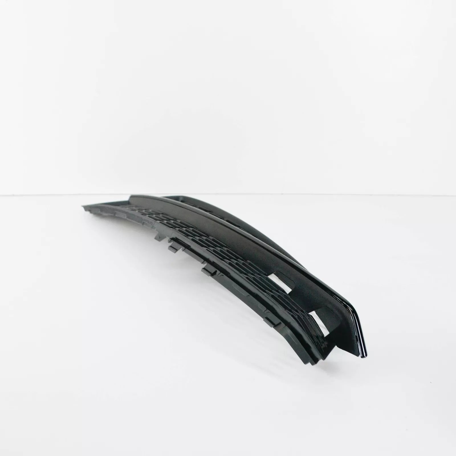 NEW AUDI A6 C7 FRONT BUMPER RIGHT AIR GUIDE GRILLE 4G0807648BBMT ORIGINAL