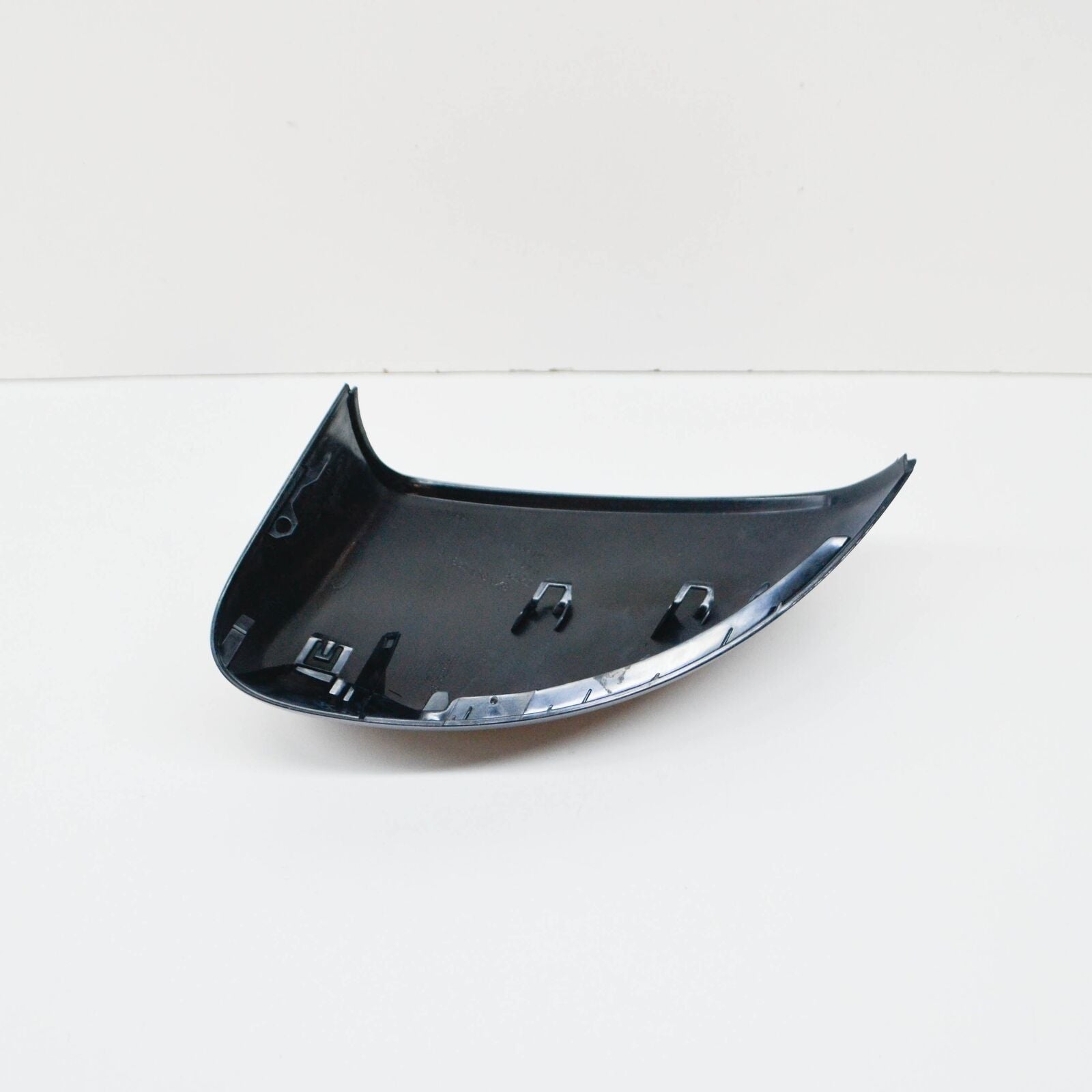 NEW AUDI A1 MK1 FRONT RIGHT DOOR MIRROR COVER CAP X0857528FGRU ORIGINAL