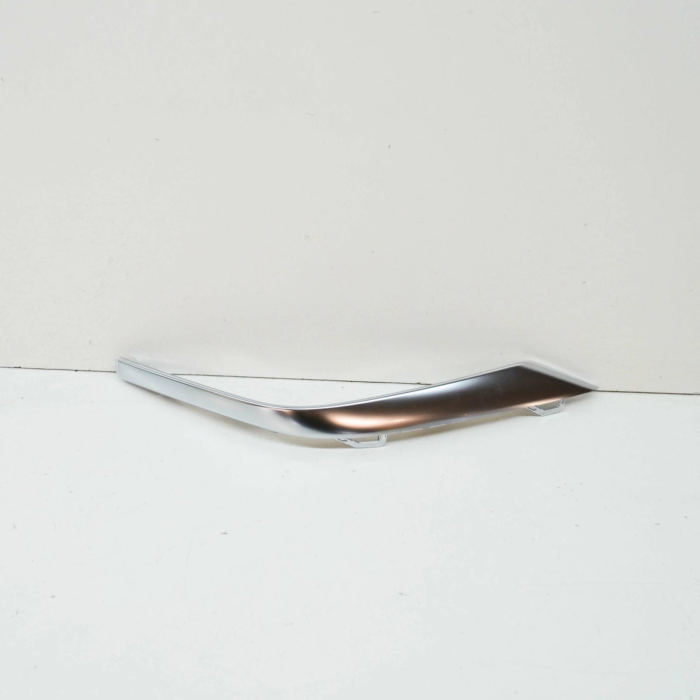 NEW AUDI A5 SPORTBACK 8W6 REAR LEFT BUMPER CHROME MOLDING 8W6853257A3Q7