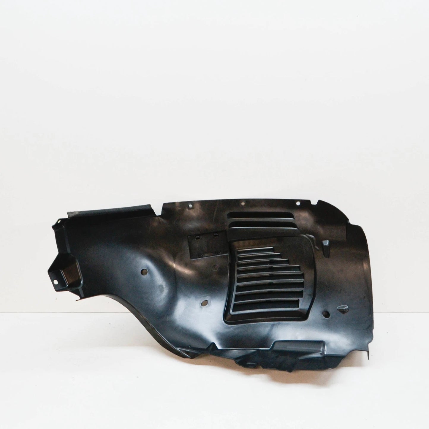 NEW MB GLE W167 FRONT RIGHT WHEEL HOUSING LINER FRONT PART A1676901608