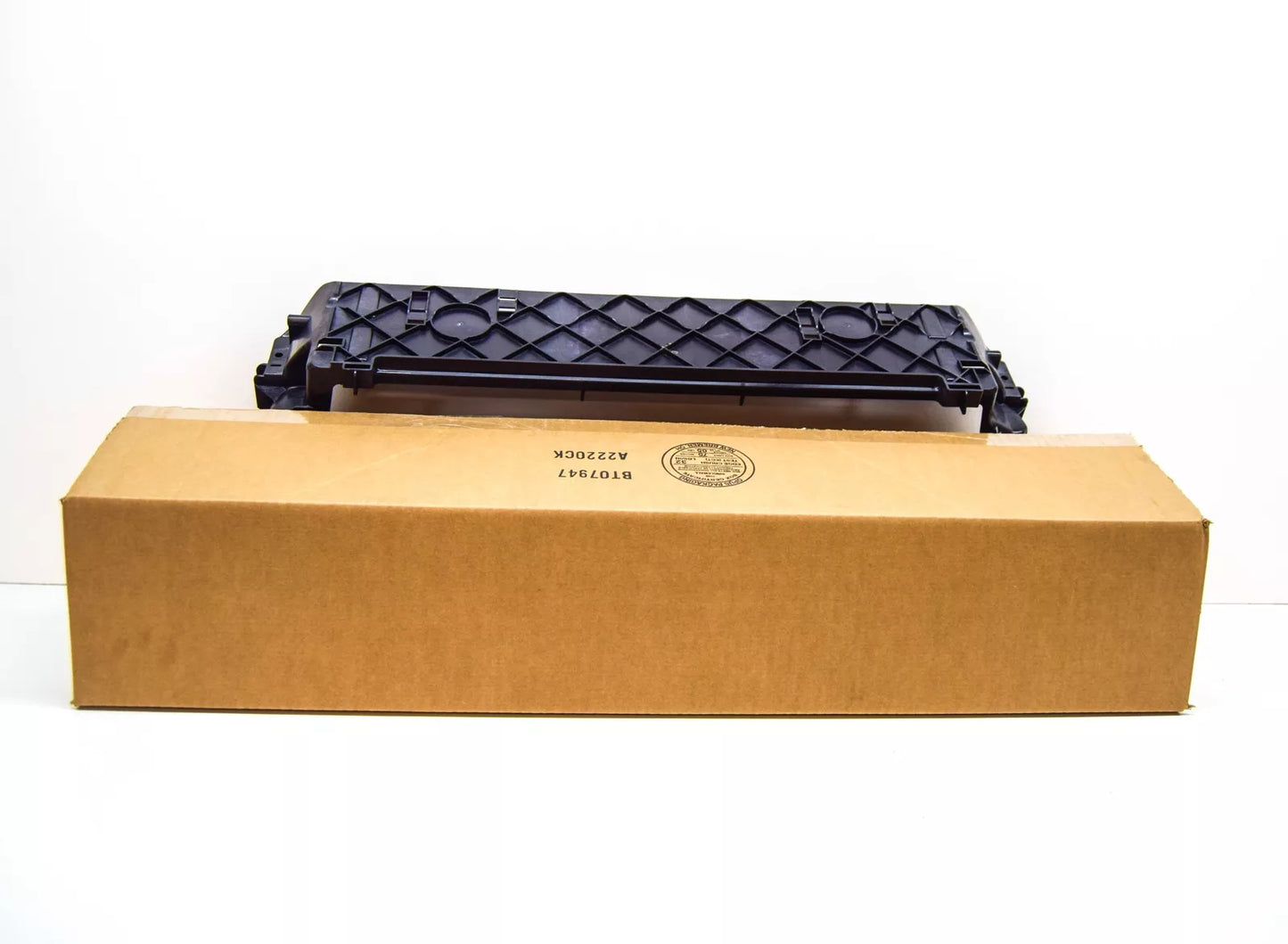 NEW BMW X5 E70 INTERCOOLER RADIATOR MOUNT 3.0D 17117795909 ORIGINAL