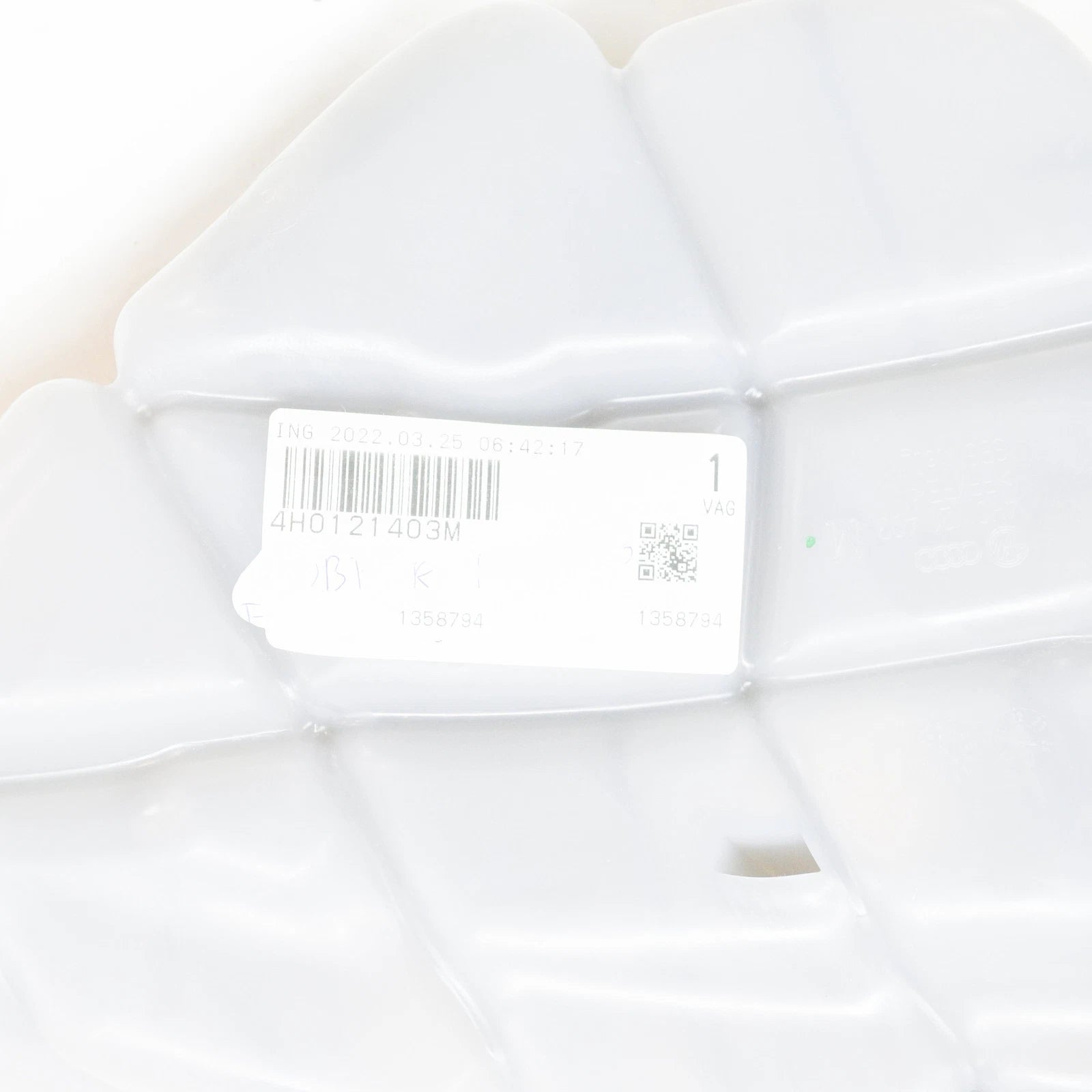 NEW AUDI A8 4H COOLANT EXPANSION TANK 4H0121403M ORIGINAL