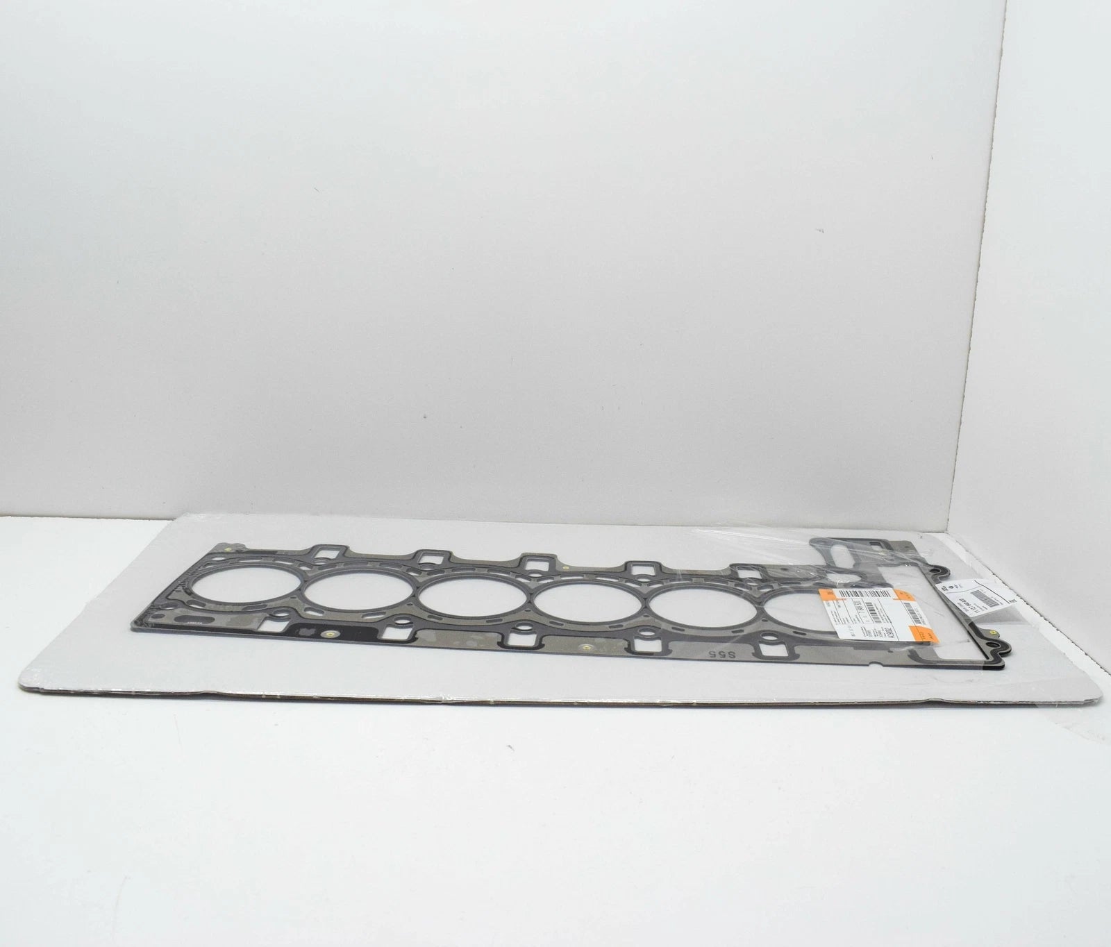 NEW BMW 3 F30, F80 ENGINE CYLINDER HEAD GASKET 11127849620 7849620 ORIGINAL
