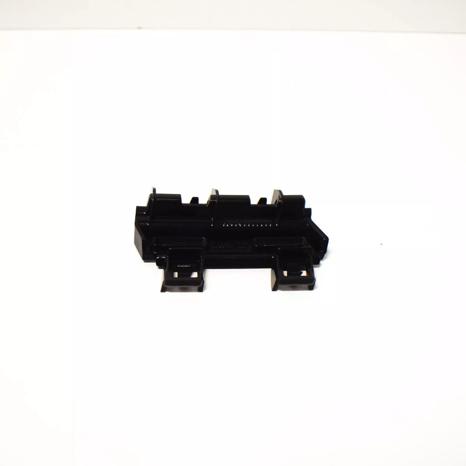 NEW AUDI TT TTS 8S FRONT BUMPER RADIATOR GRILLE LOGO BRACKET 8S0853647B