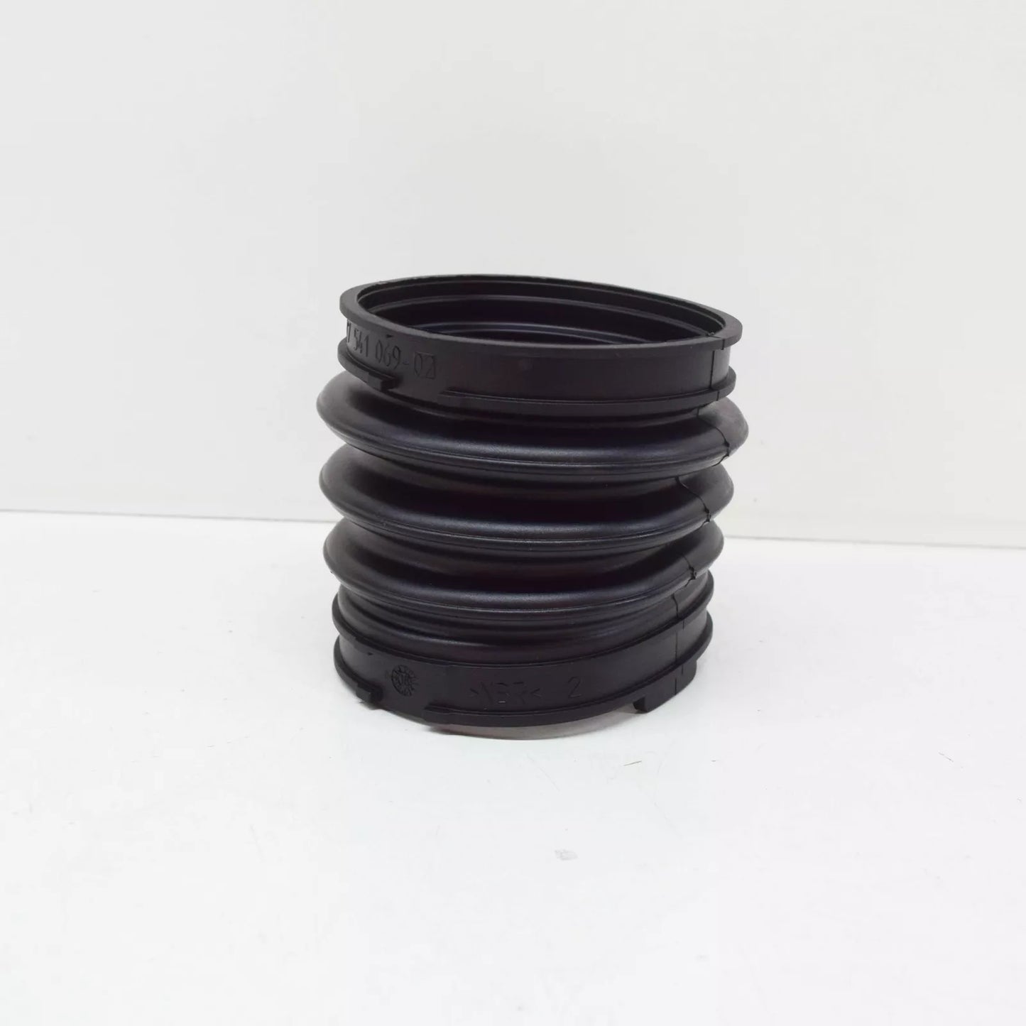 NEW BMW 7 E65 AIR INTAKE INNER BOOT 13717541069 7541069 ORIGINAL