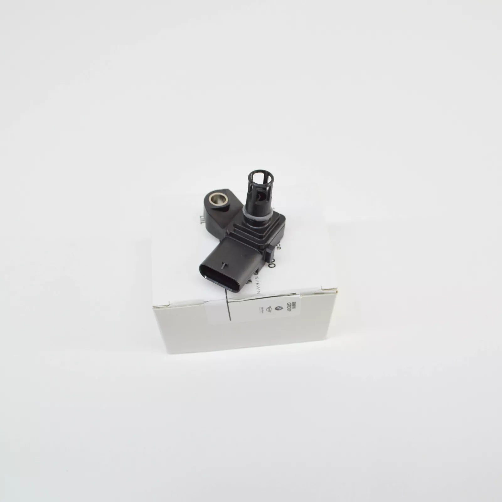NEW BMW 3 G20, G28 MAP SENSOR 13628637900 8637900 ORIGINAL
