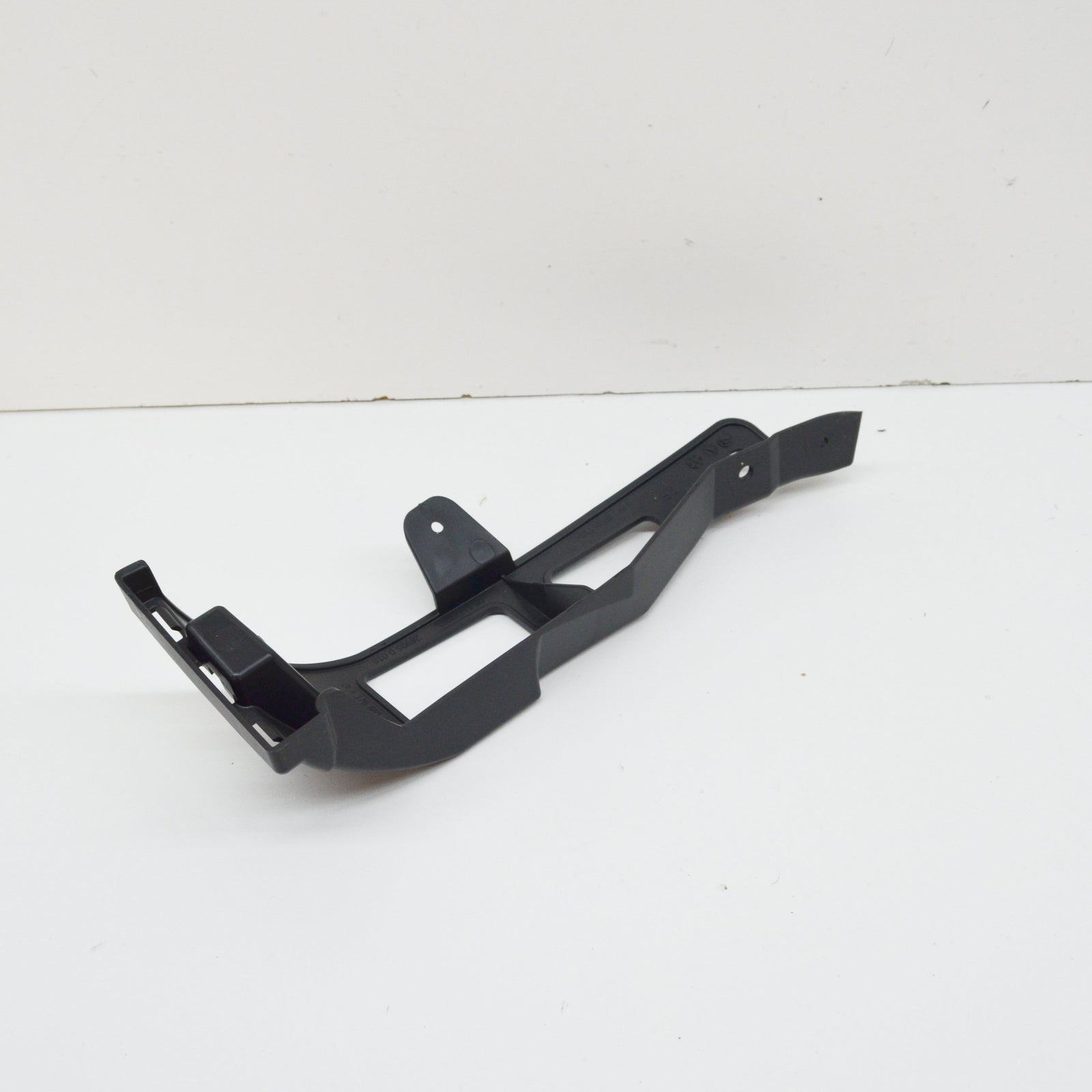 new mb a w176 front bumper right side mounting rail a1768852200 original