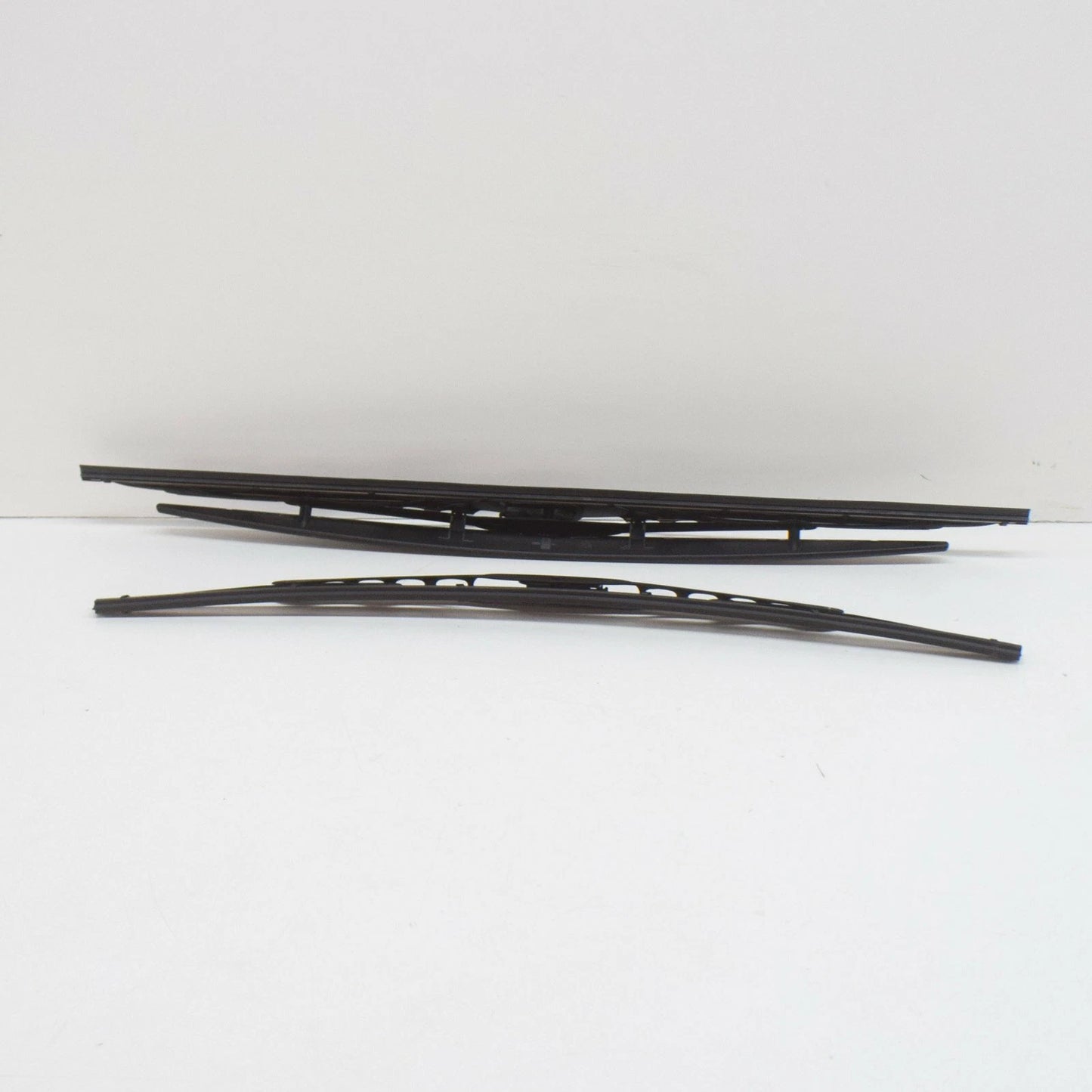 NEW VW BORA 1J6 FRONT WINDSCREEN WIPER BLADES 1J0998003