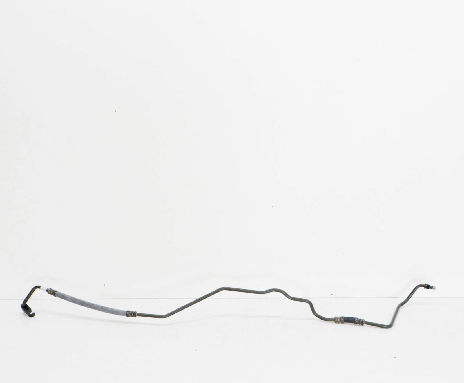 NEW BMW 7 E38 OIL COOLING PIPE OUTLET 17221745737 1745737 ORIGINAL