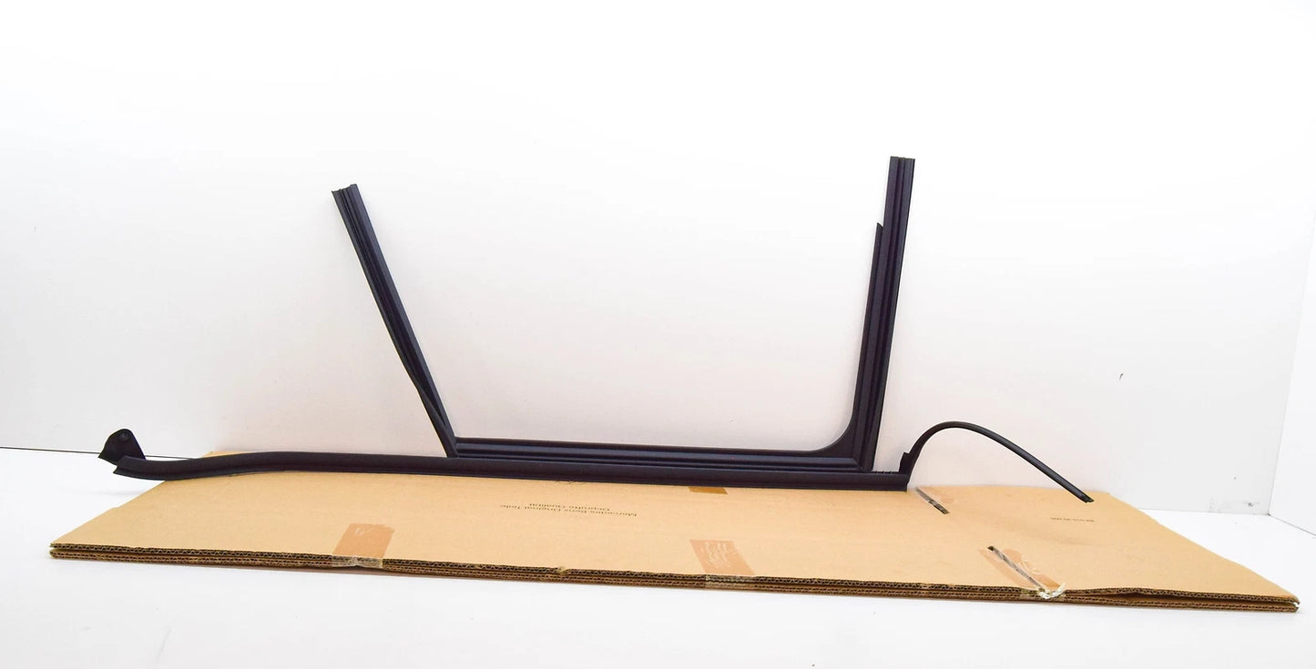 NEW MERCEDES-BENZ A W176 REAR LEFT DOOR WINDOW GUIDE RAIL A1767350025 ORIGINAL