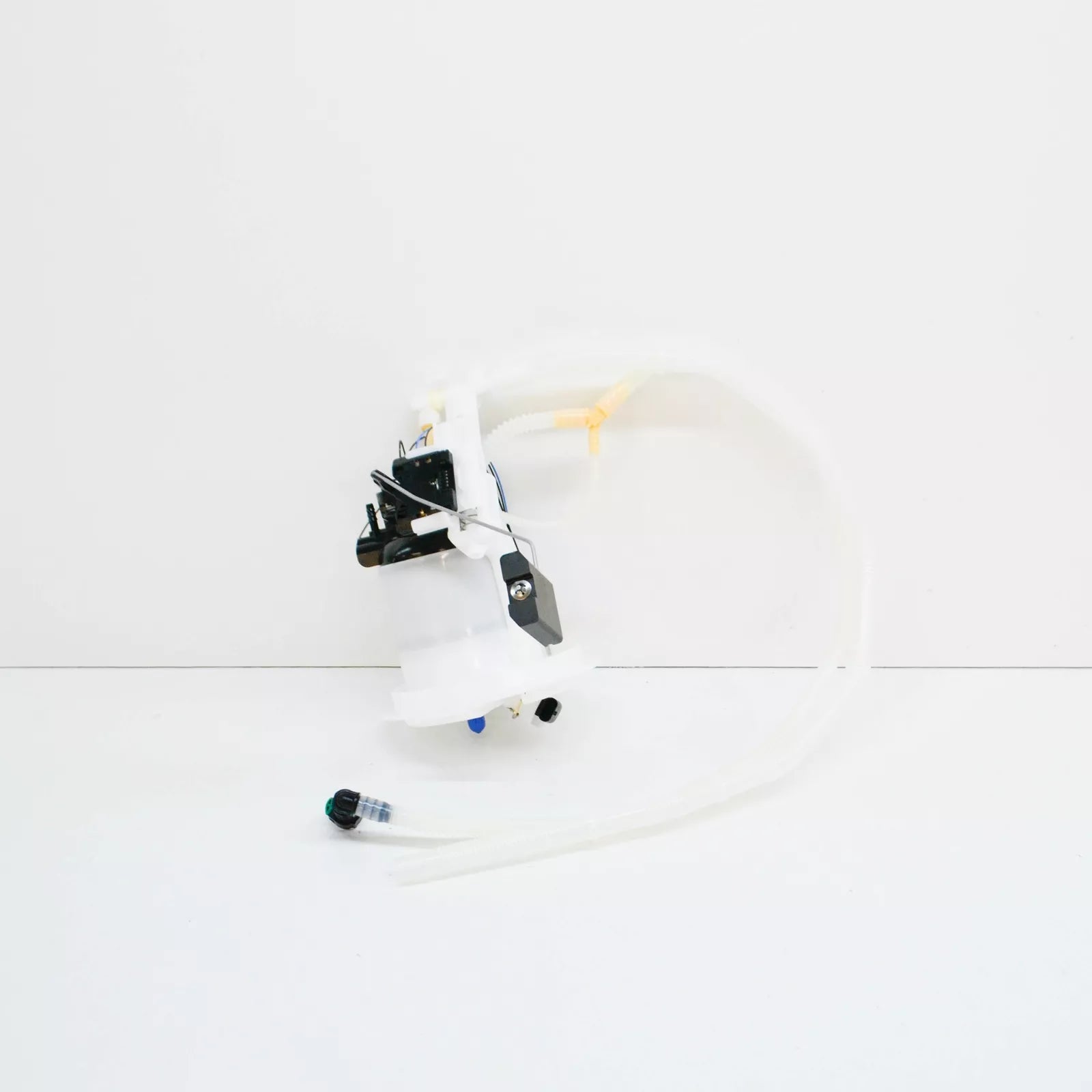 NEW MERCEDES BENZ C W204 FUEL TANK LEFT SUCTION JET PUMP A2184700994 ORIGINAL