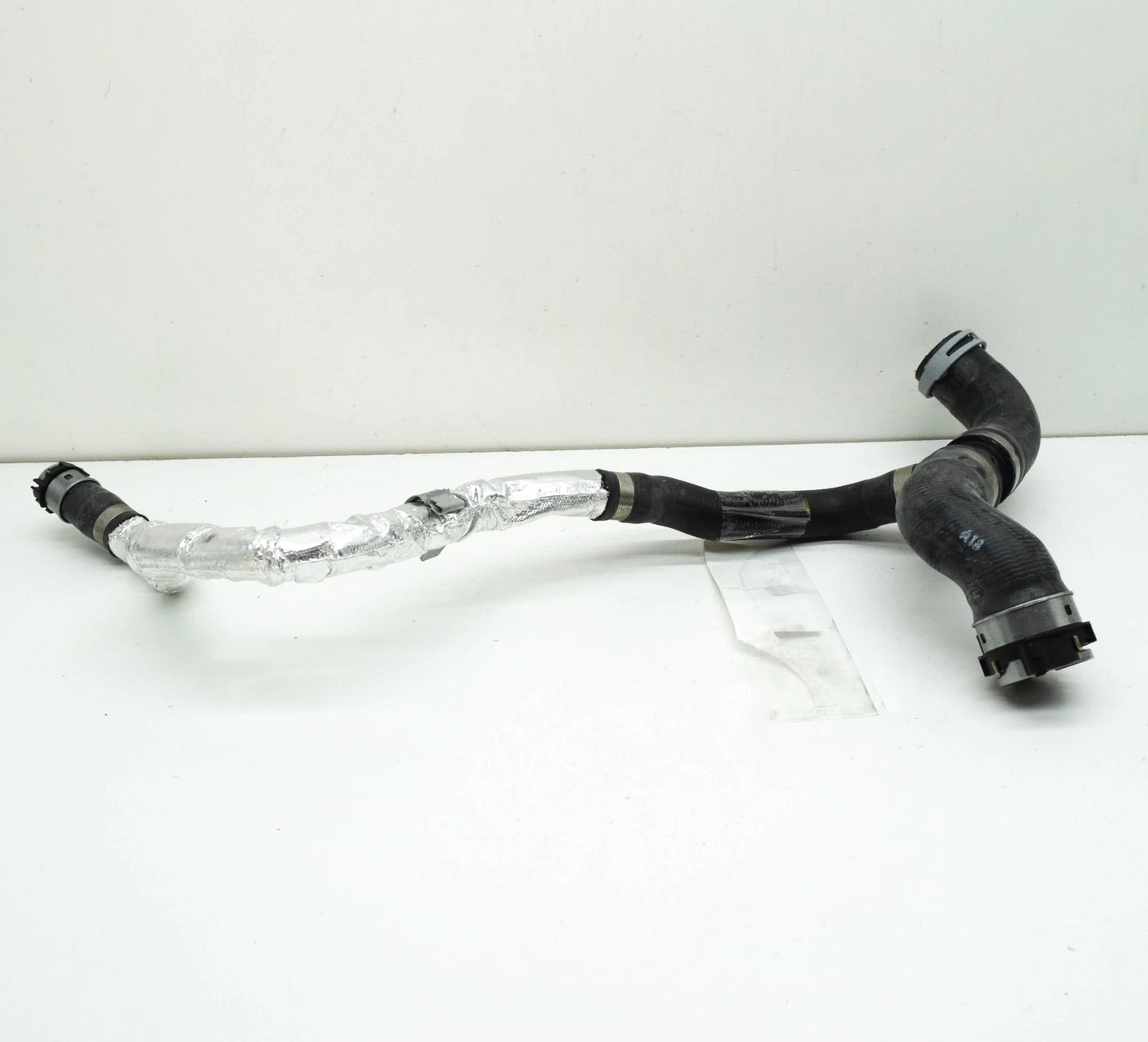 NEW MERCEDES-BENZ A W177 RIGHT SIDE WATER RADIATOR HOSE A1775011701 ORIGINAL