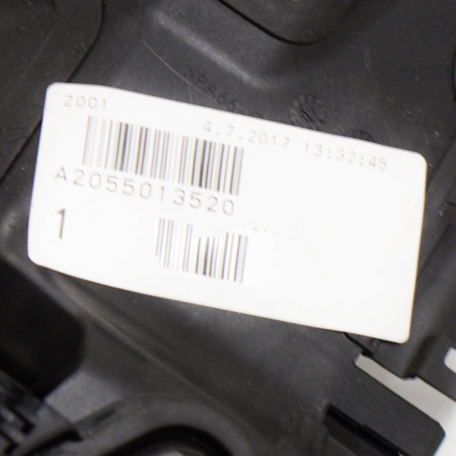 NEW MERCEDES-BENZ C W205 OIL COOLER RIGHT MOUNT BRACKET A2055013520 ORIGINAL