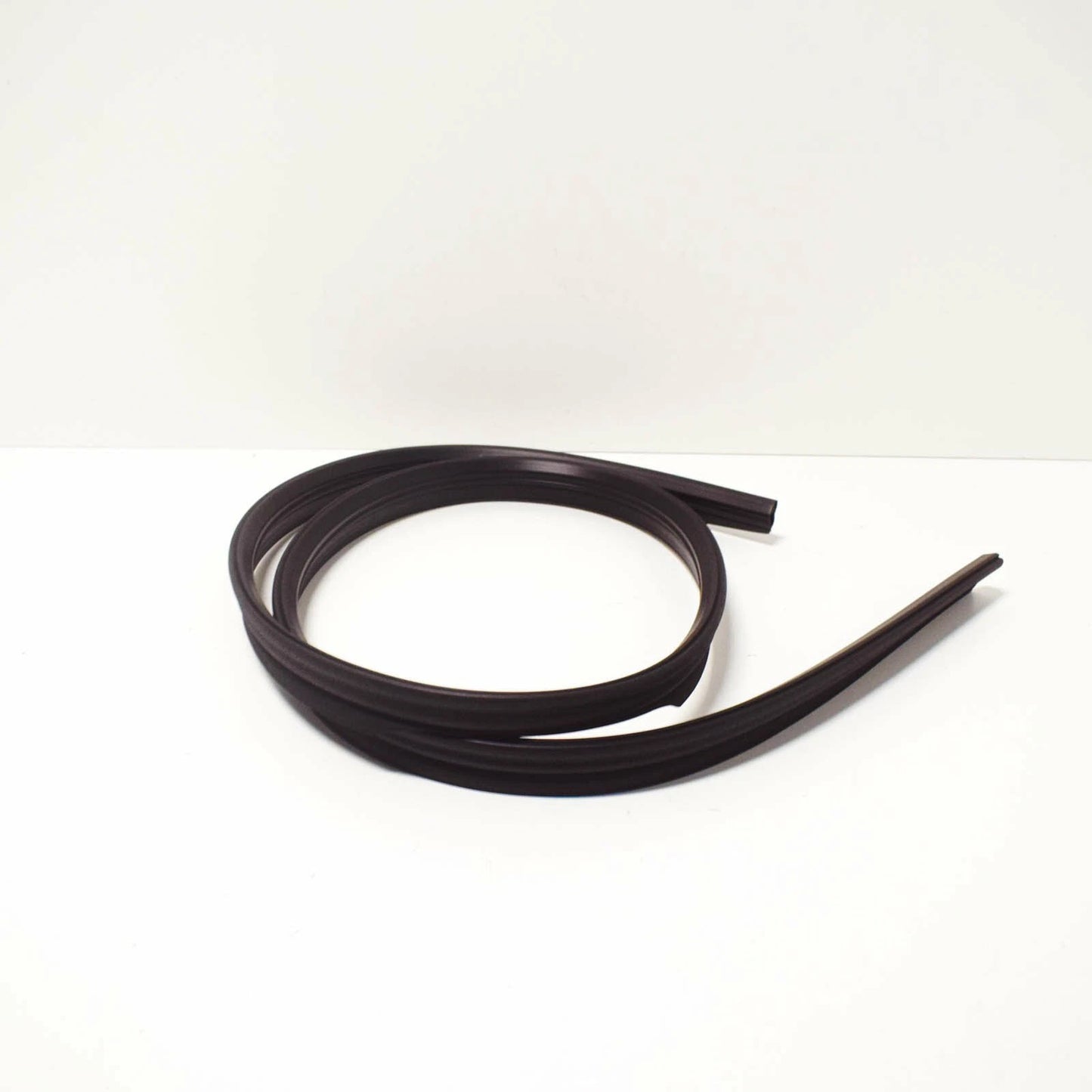 NEW AUDI A5 8W6 FRONT RIGHT UPPER DOOR EDGE PROTECTION SEAL 8W8854544