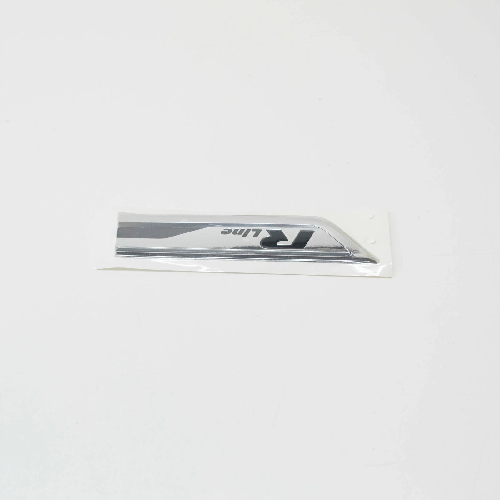 NEW VOLKSWAGEN TOUAREG CR FRONT SIDE BADGE R-LINE 760853688JDPJ 2019 ORIGINAL