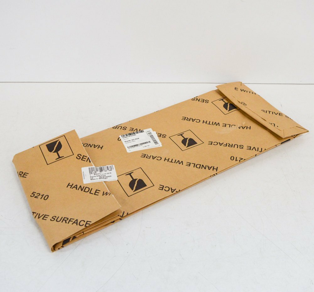 NEW VOLKSWAGEN GOLF MK7 FRONT NUMBER PLATE BRACKET 5G0807287AK9B9 ORIGINAL