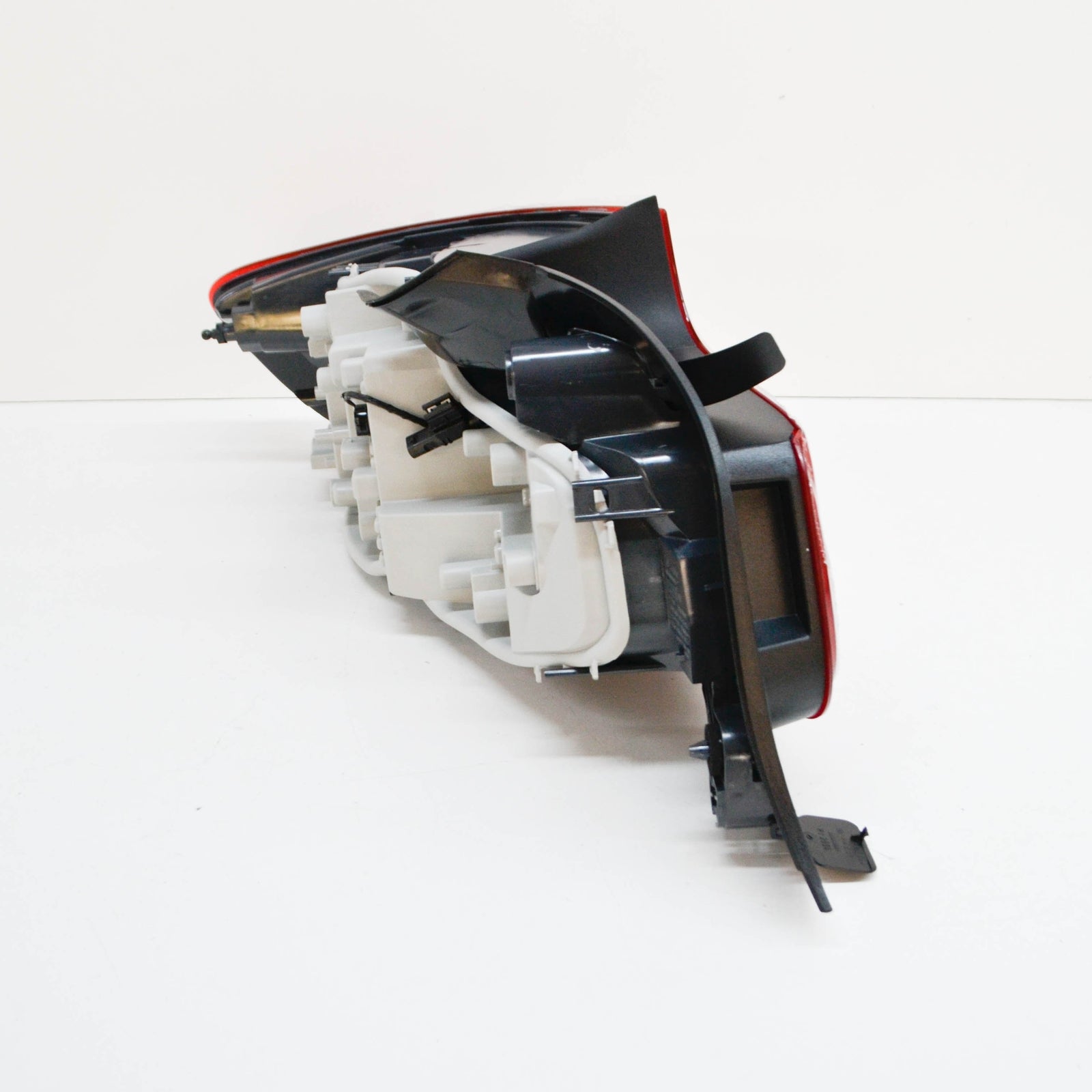 new bmw 2 f22 rear right taillight 63217295428 7295428 original