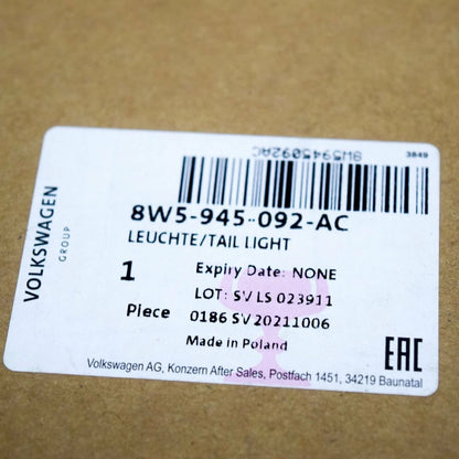 NEW AUDI A4 B9 SALOON REAR RIGHT TAILLIGHT 8W5945092AC 2020 ORIGINAL