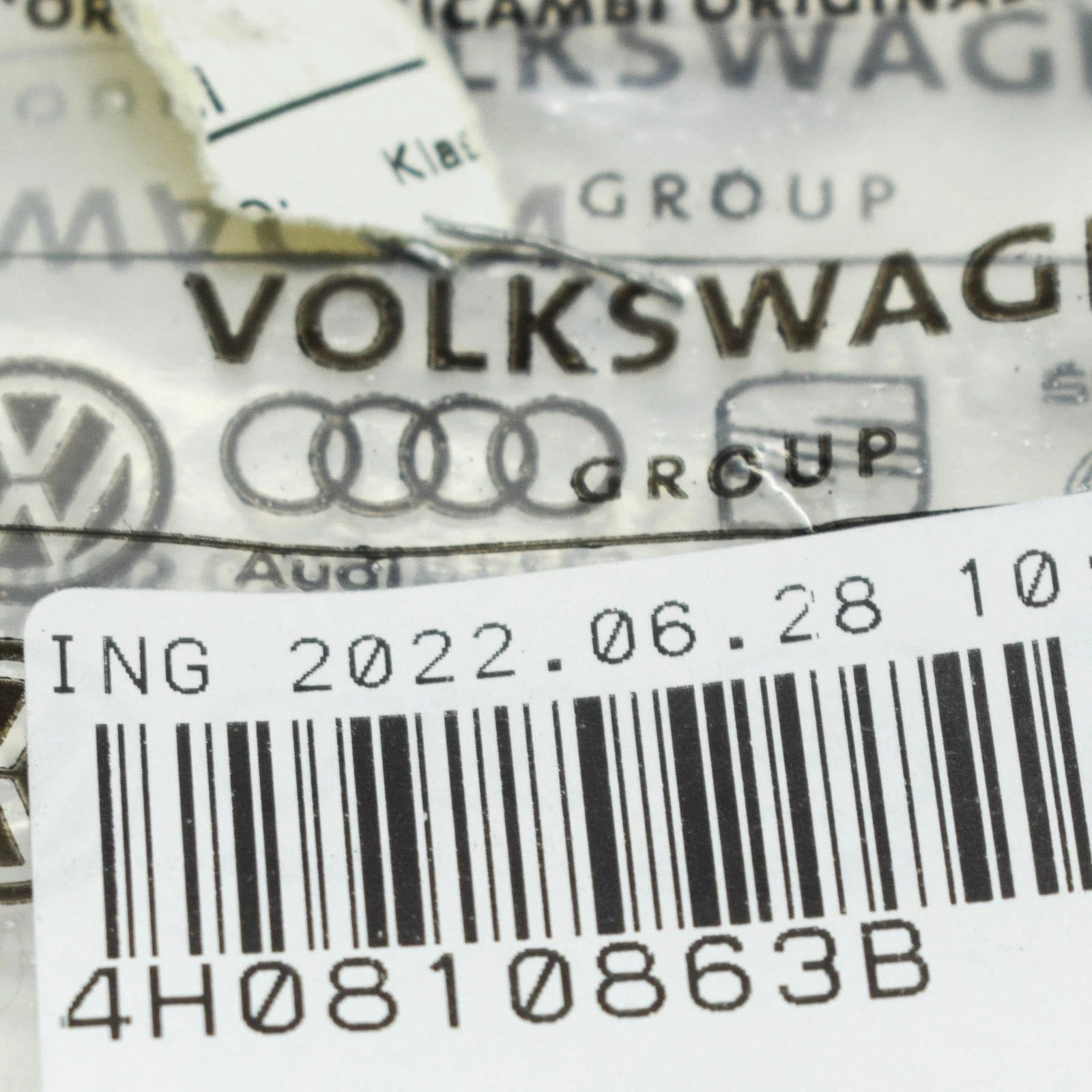 NEW AUDI A8 4H FRONT LEFT WING FENDER HOLDER 4H0810863B ORIGINAL