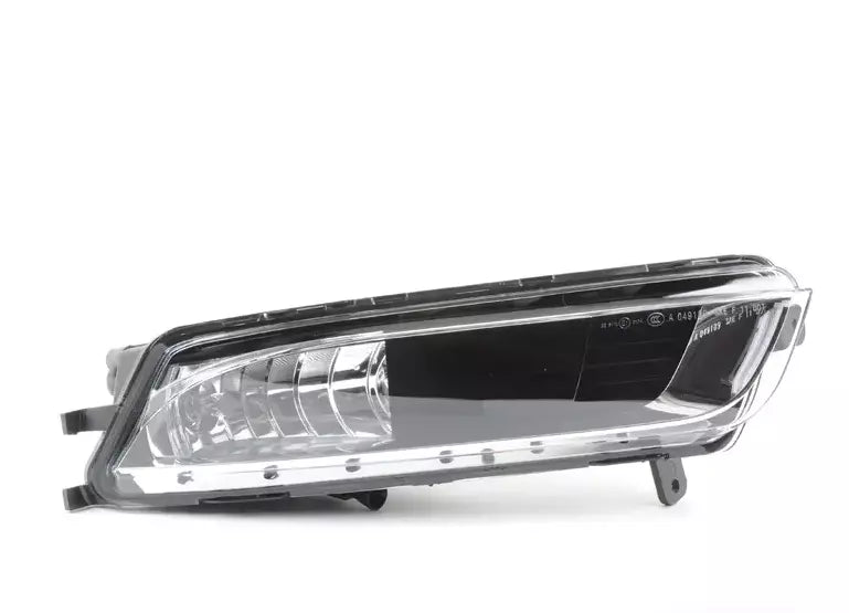 NEW VW CC 35 FRONT RIGHT FOG LIGHT 3C8941700 ORIGINAL
