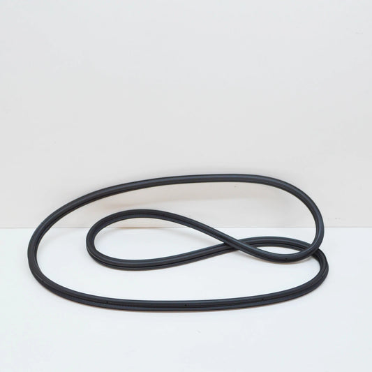 NEW AUDI A6 AVANT C6 REAR LID SEAL 4F9827705H