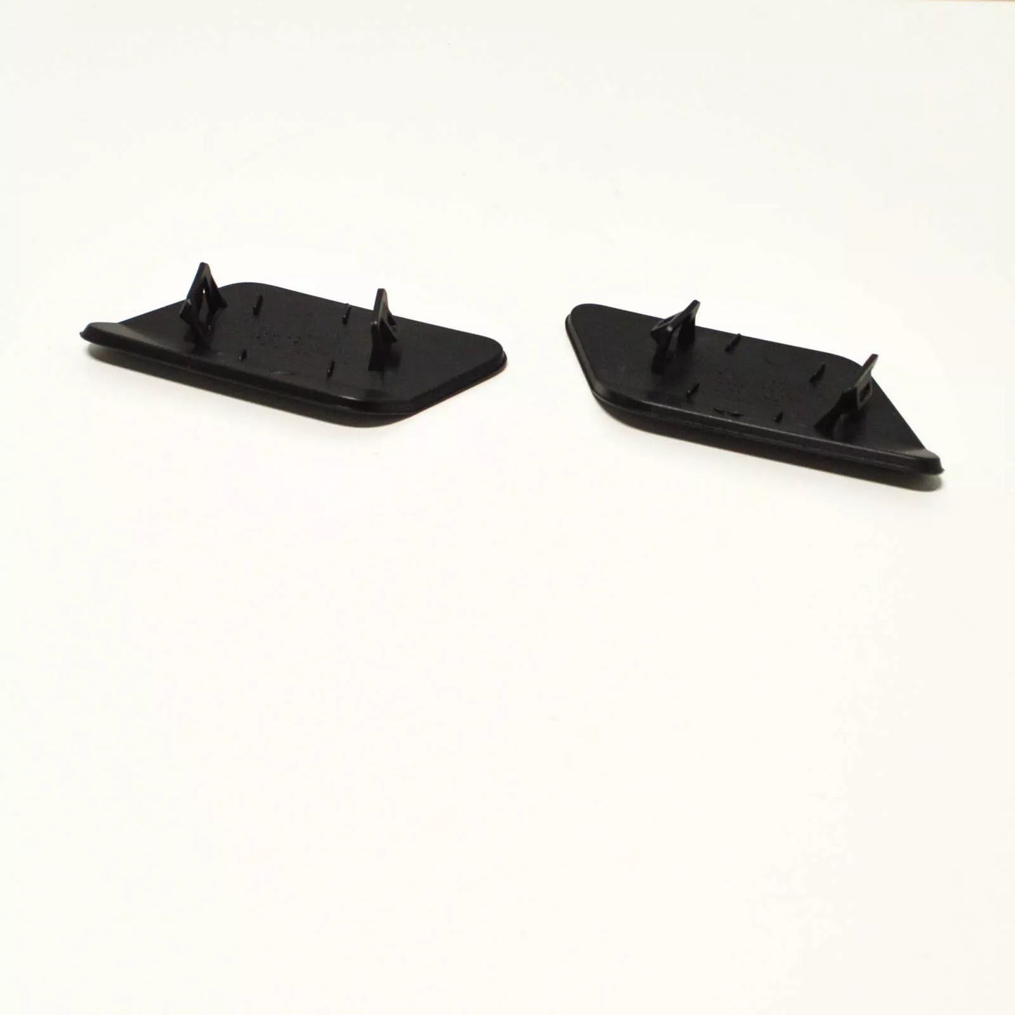 NEW BMW X3 F25 FRONT BUMPER M SPORT WASHER COVER 51118070696 8070696 ORIGINAL