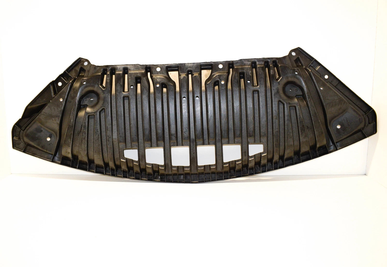 NEW MERCEDES-BENZ E-CLASS COUPE C207 ENGINE BOTTOM COVER A2075201023 ORIGINAL