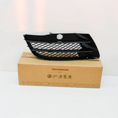 NEW AUDI R8 FRONT BUMPER RIGHT GRILLE 42080768001C 420807680 01C ORIGINAL