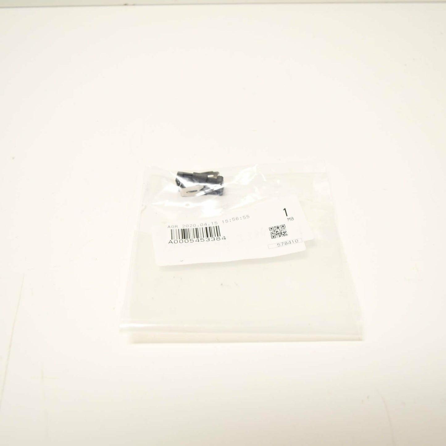 NEW MERCEDES-BENZ M-CLASS W163 ADAPTER ELECTRICAL CONNECTOR A0005453384 ORIGINAL