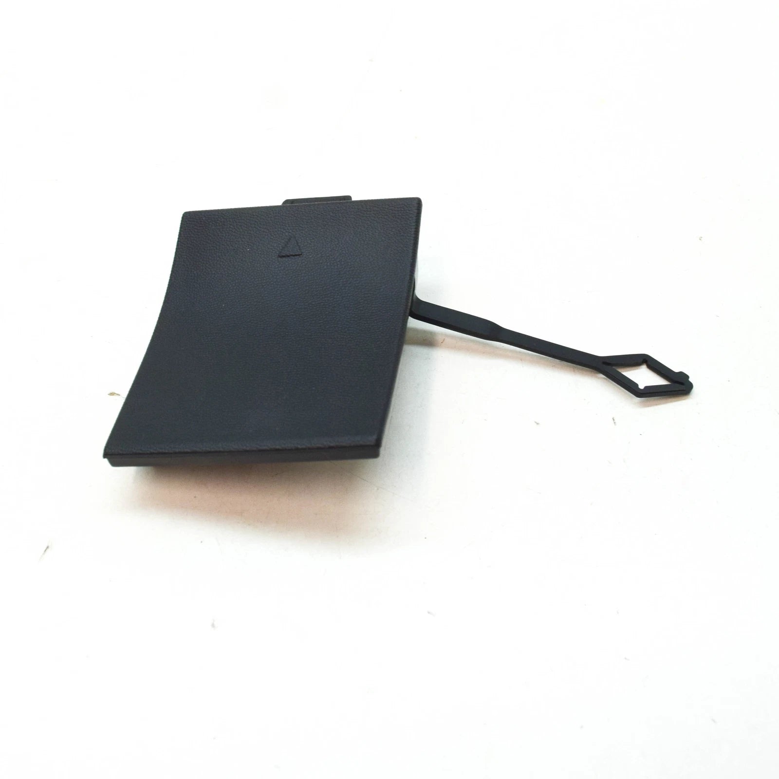 NEW MERCEDES-BENZ CLA COUPE C118 REAR BUMPER TOW EYE COVER A1188859901 ORIGINAL