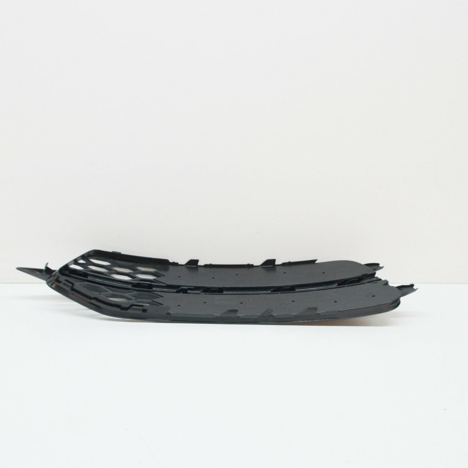 Genuine Audi A6 C7 Right Fog Light Surround Grille 4G0807682D9B9 2011 S-Line