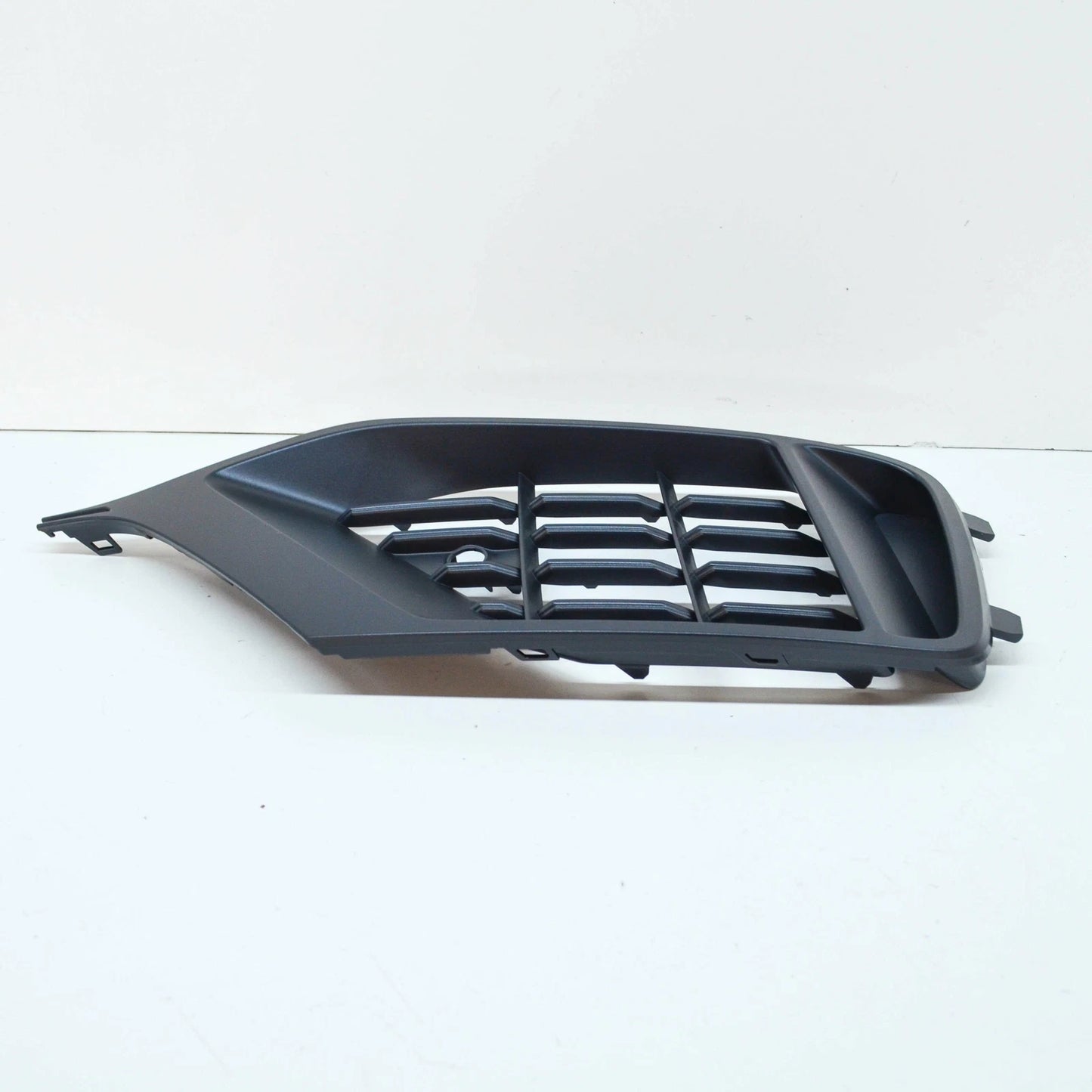 NEW AUDI Q8 FRONT RIGHT BUMPER GRILLE 4M8807682B4W3 ORIGINAL