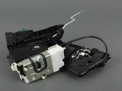 NEW MERCEDES-BENZ ML W164 REAR RIGHT DOOR LOCK A1647302635 ORIGINAL